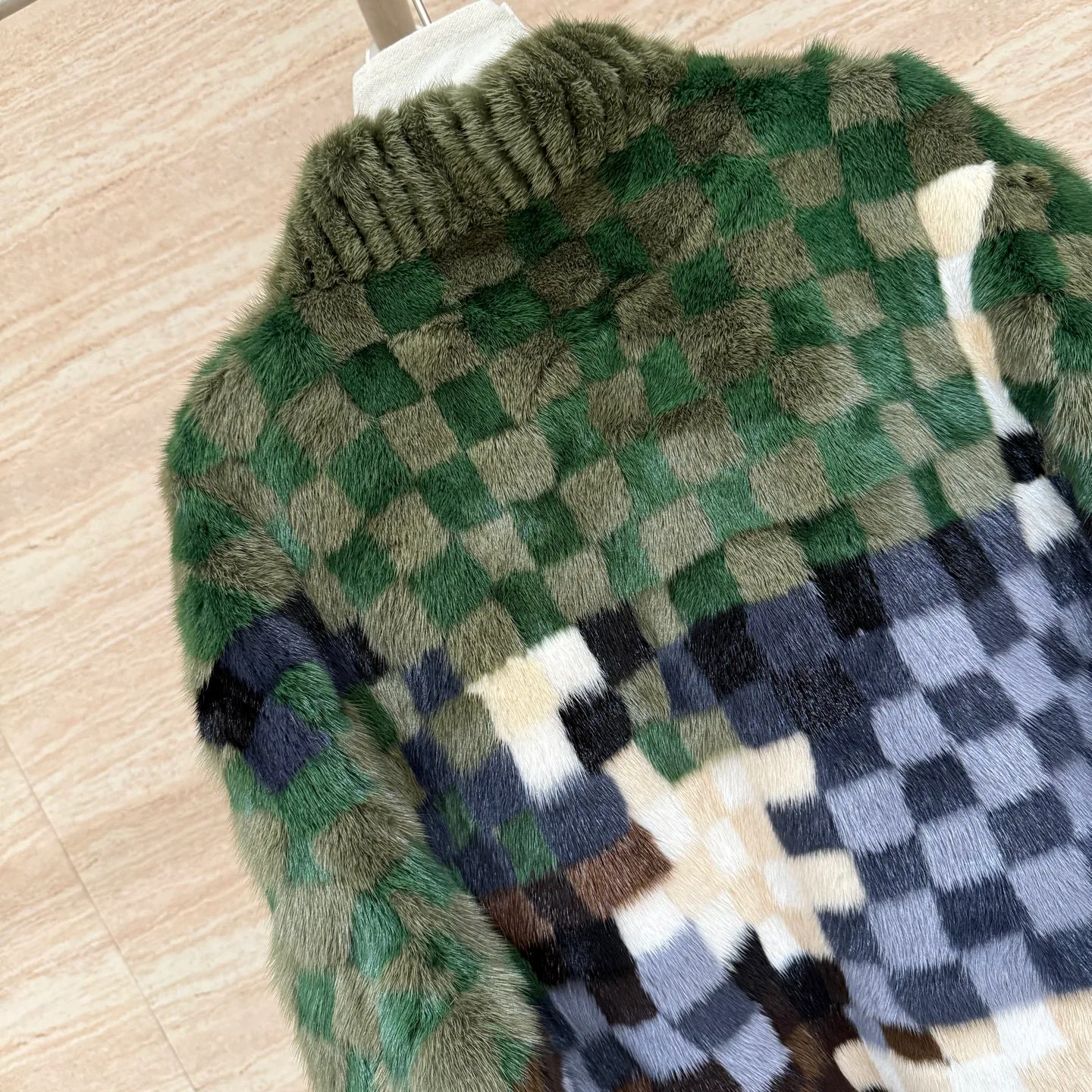 Куртки И Пуховики Женские Louis Vuitton 1061367