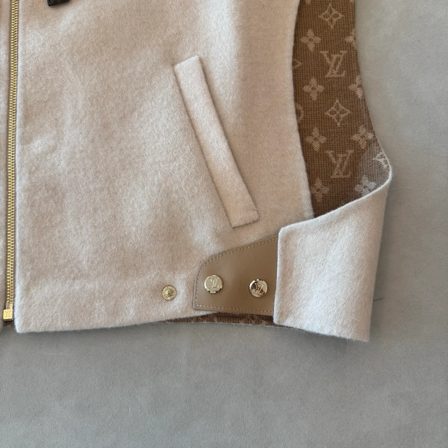 Жилеты Женские Louis Vuitton 18829766