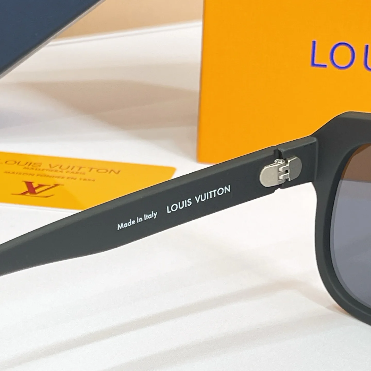 Очки Louis Vuitton 17495844