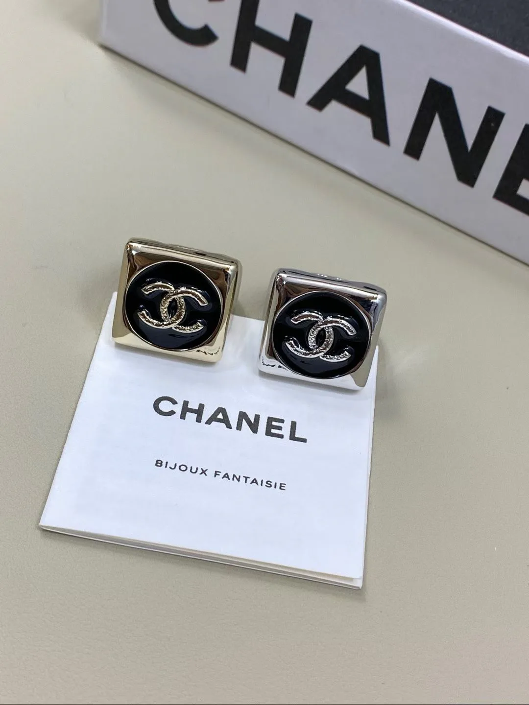 Бижутерия Chanel 965172