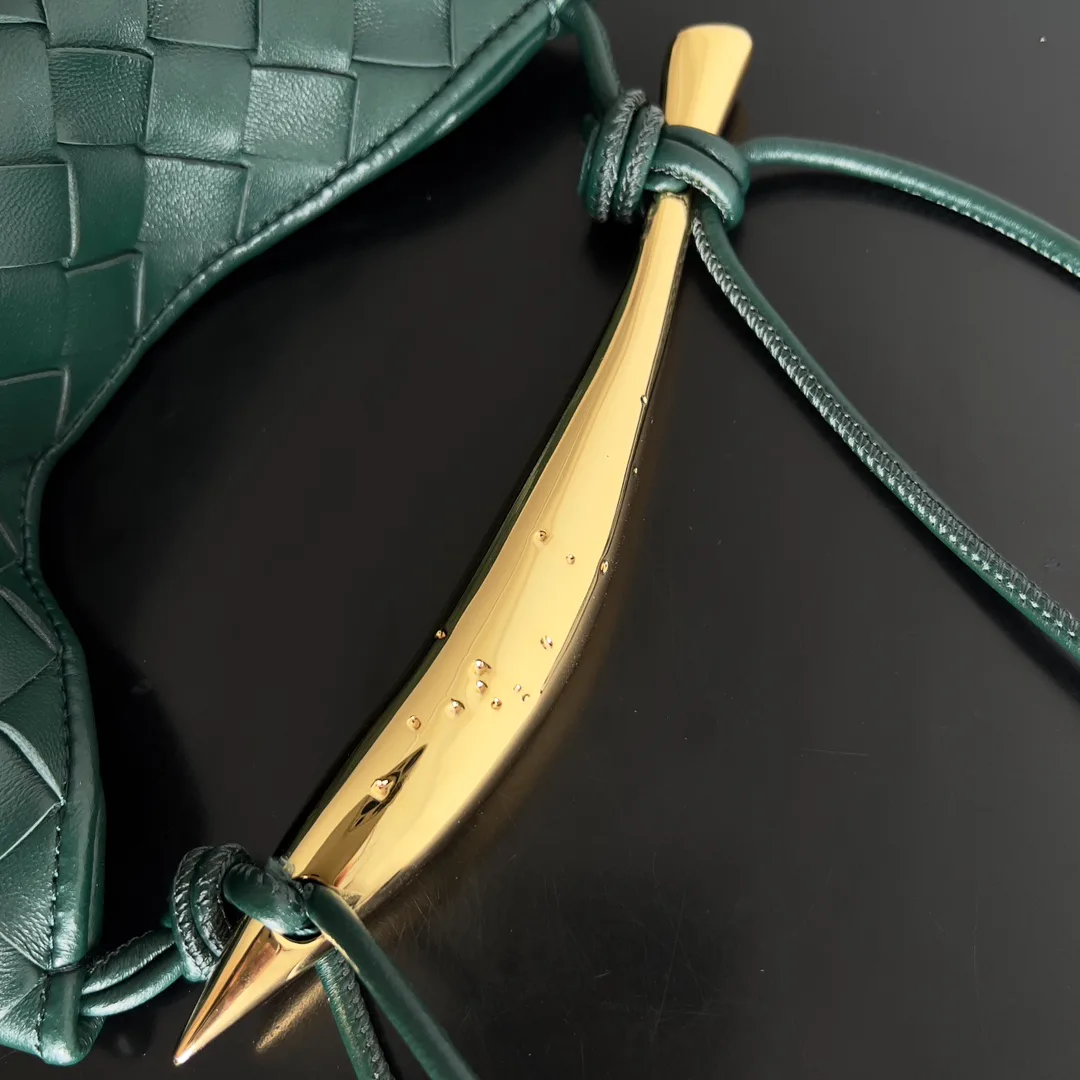 Сумки На Ремне Женские Bottega Veneta 12788336