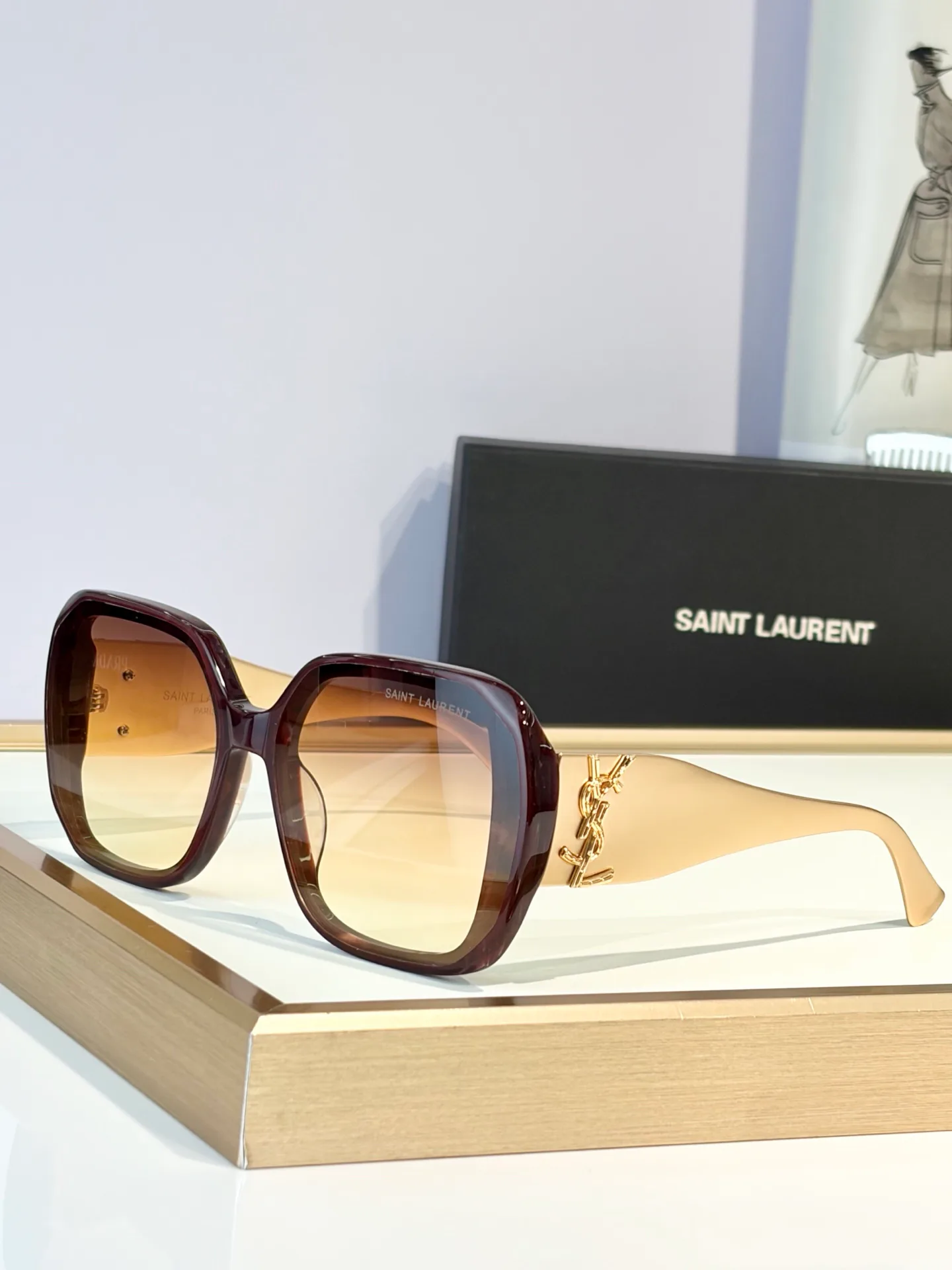 Очки Saint Laurent 17649619