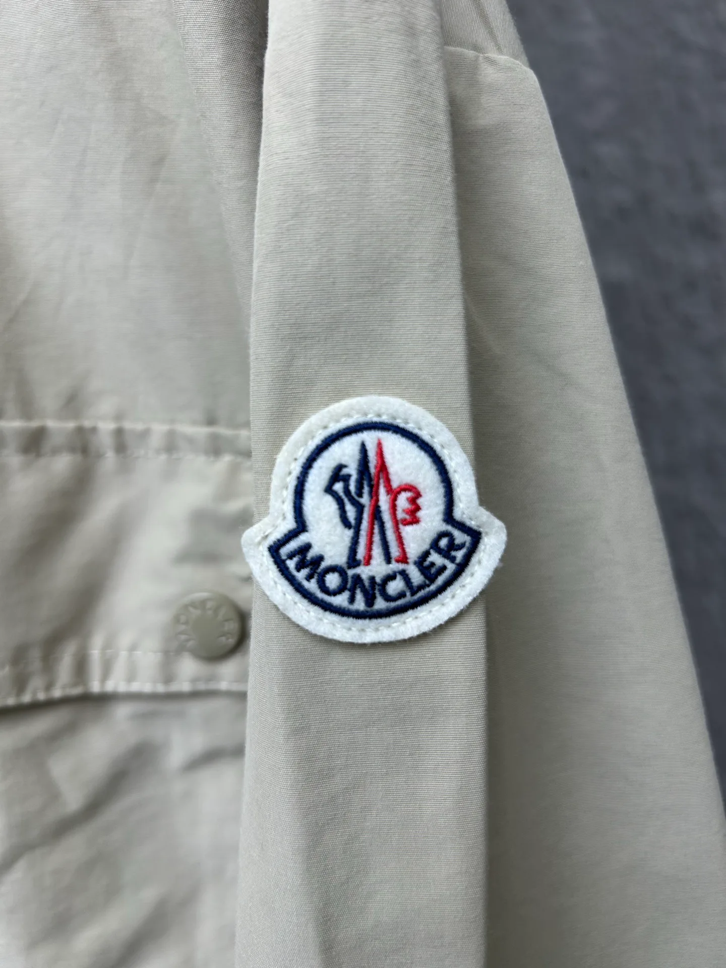 Куртки И Пуховики Женские Moncler 11666907