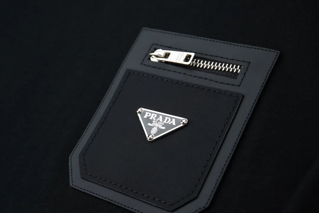 Футболки Женские Prada 11290018