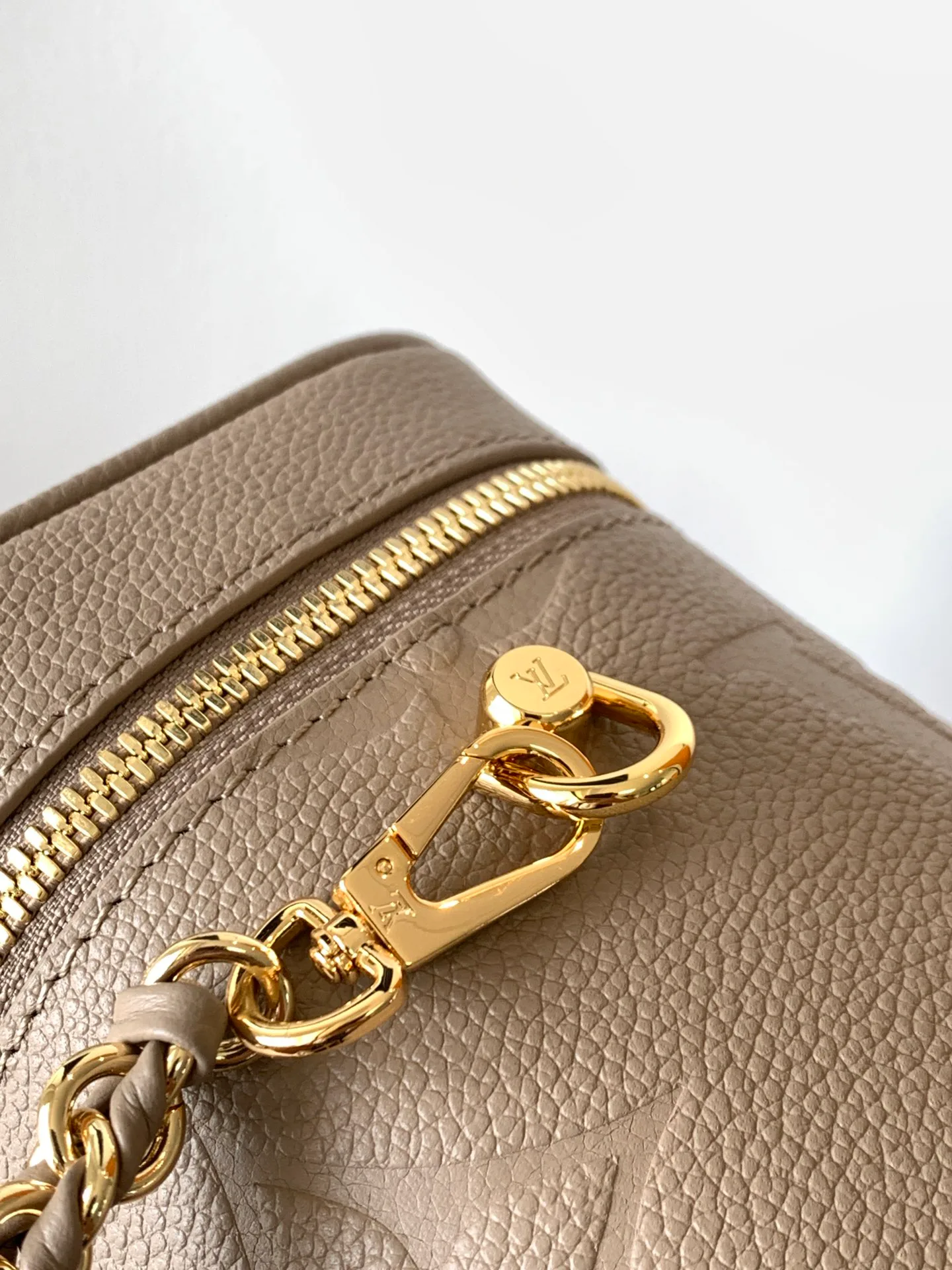 Сумки На Ремне Женские Louis Vuitton 1253949