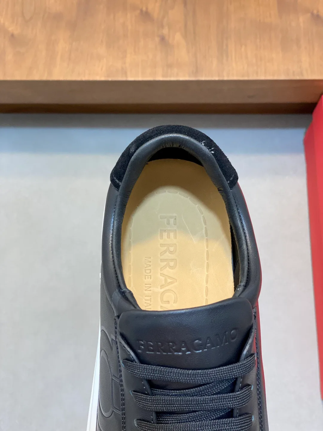 Кроссовки Мужские Salvatore Ferragamo 16915530