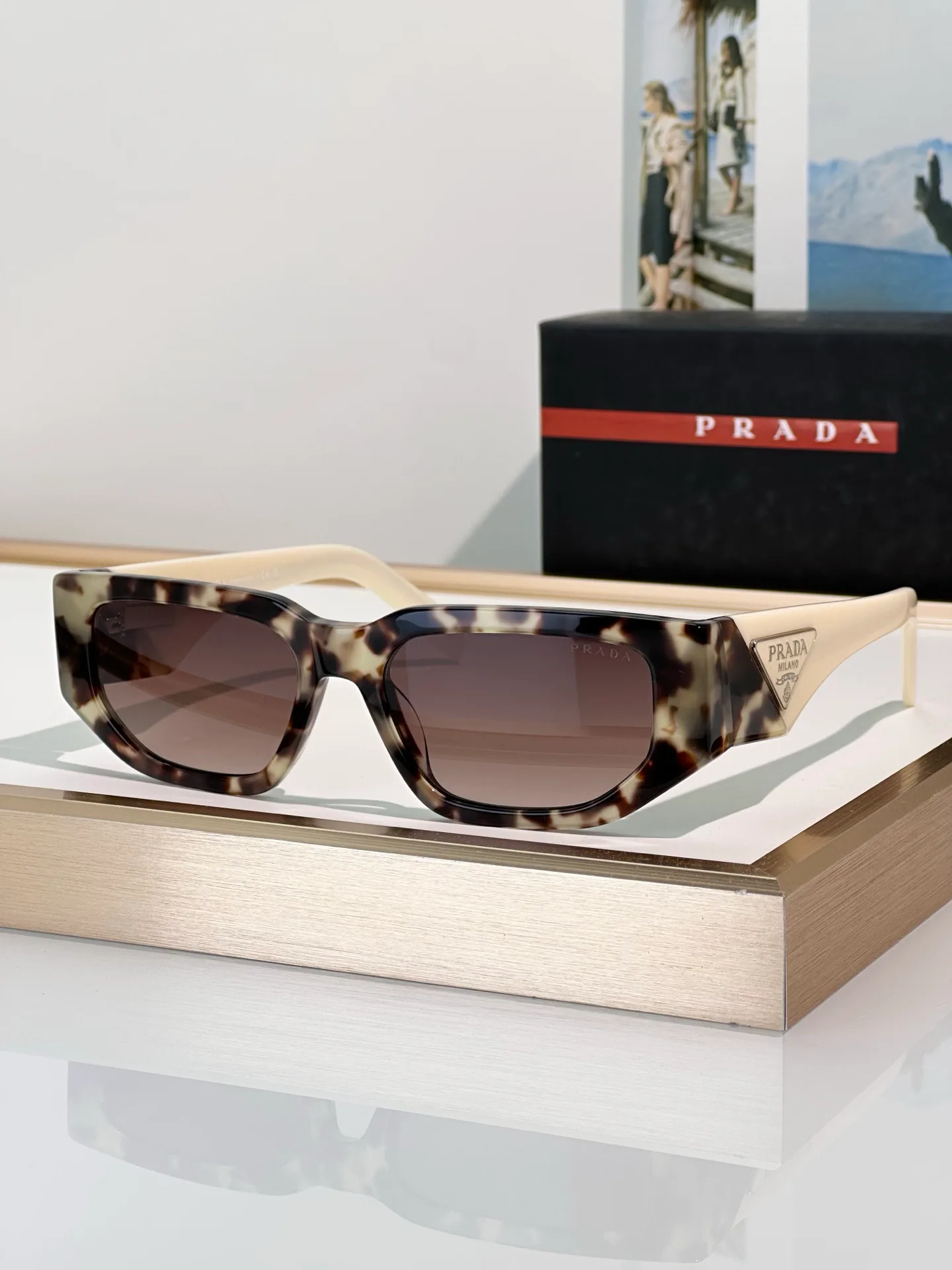 Очки Prada 11687651