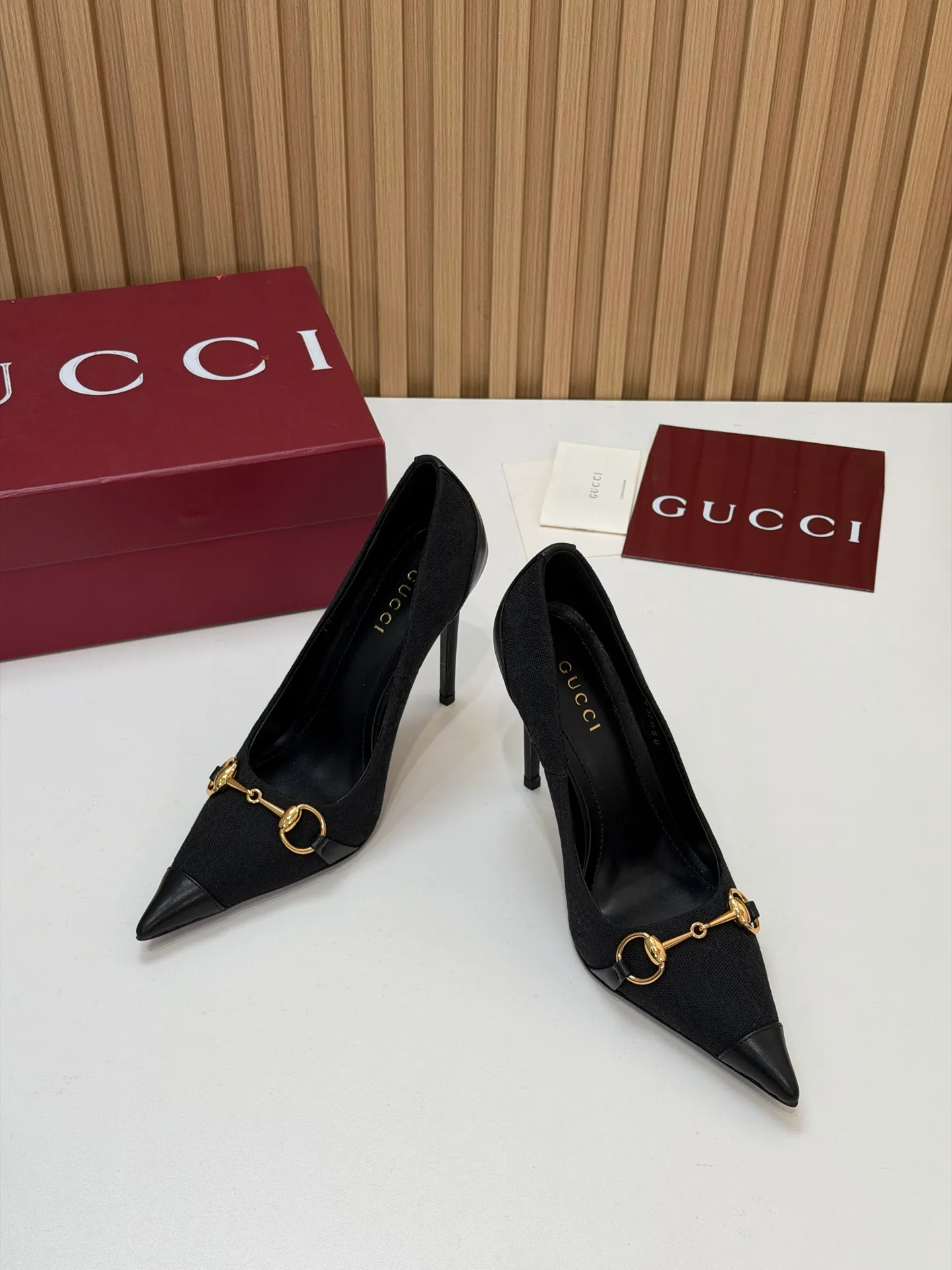 Туфли Женские Gucci 18245479