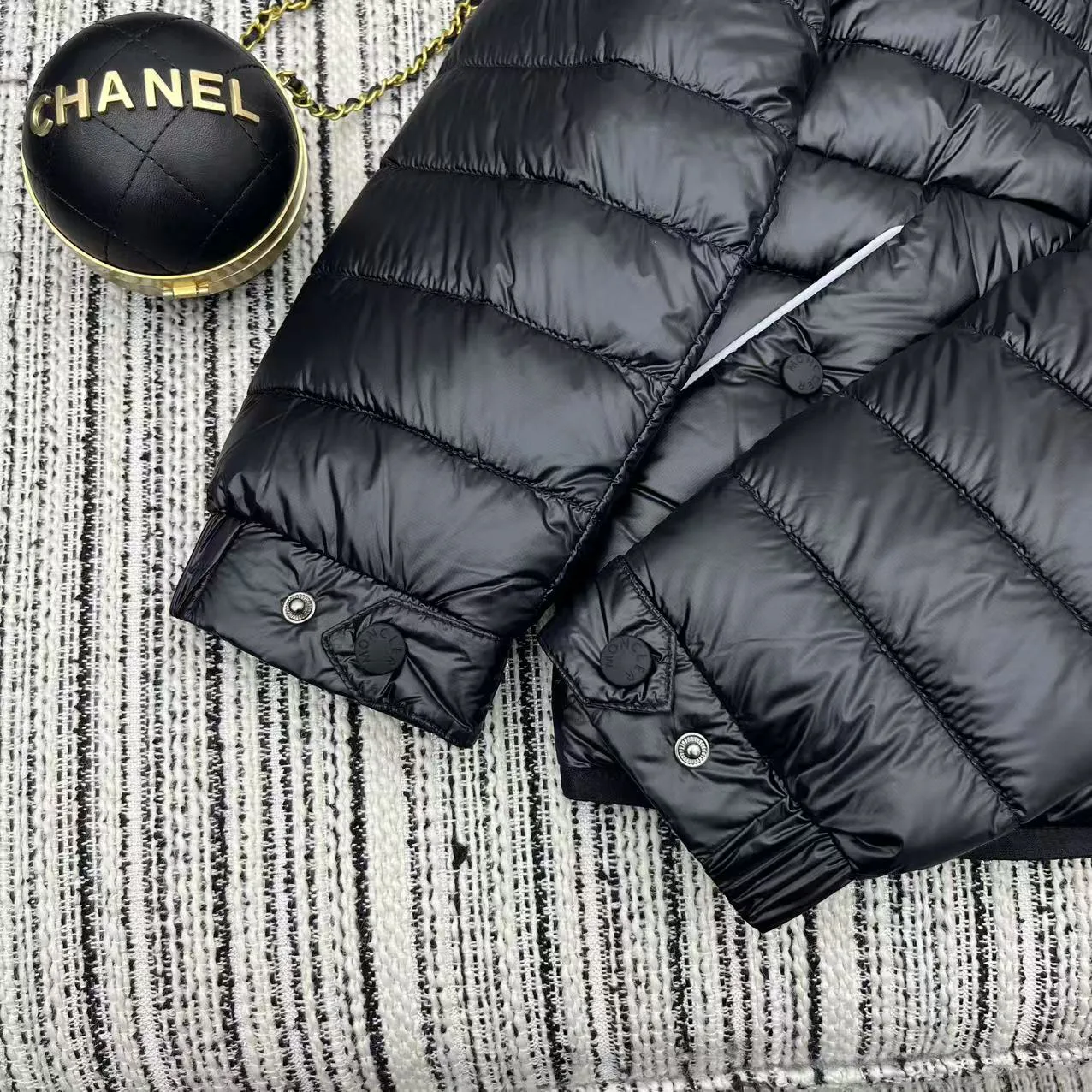 Куртки И Пуховики Мужские Moncler 1265534