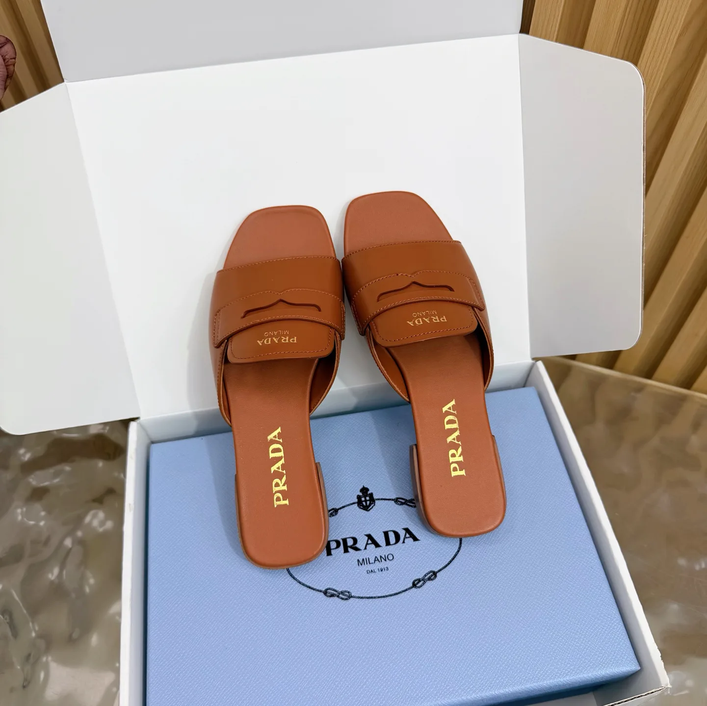 Босоножки Женские Prada 11776969