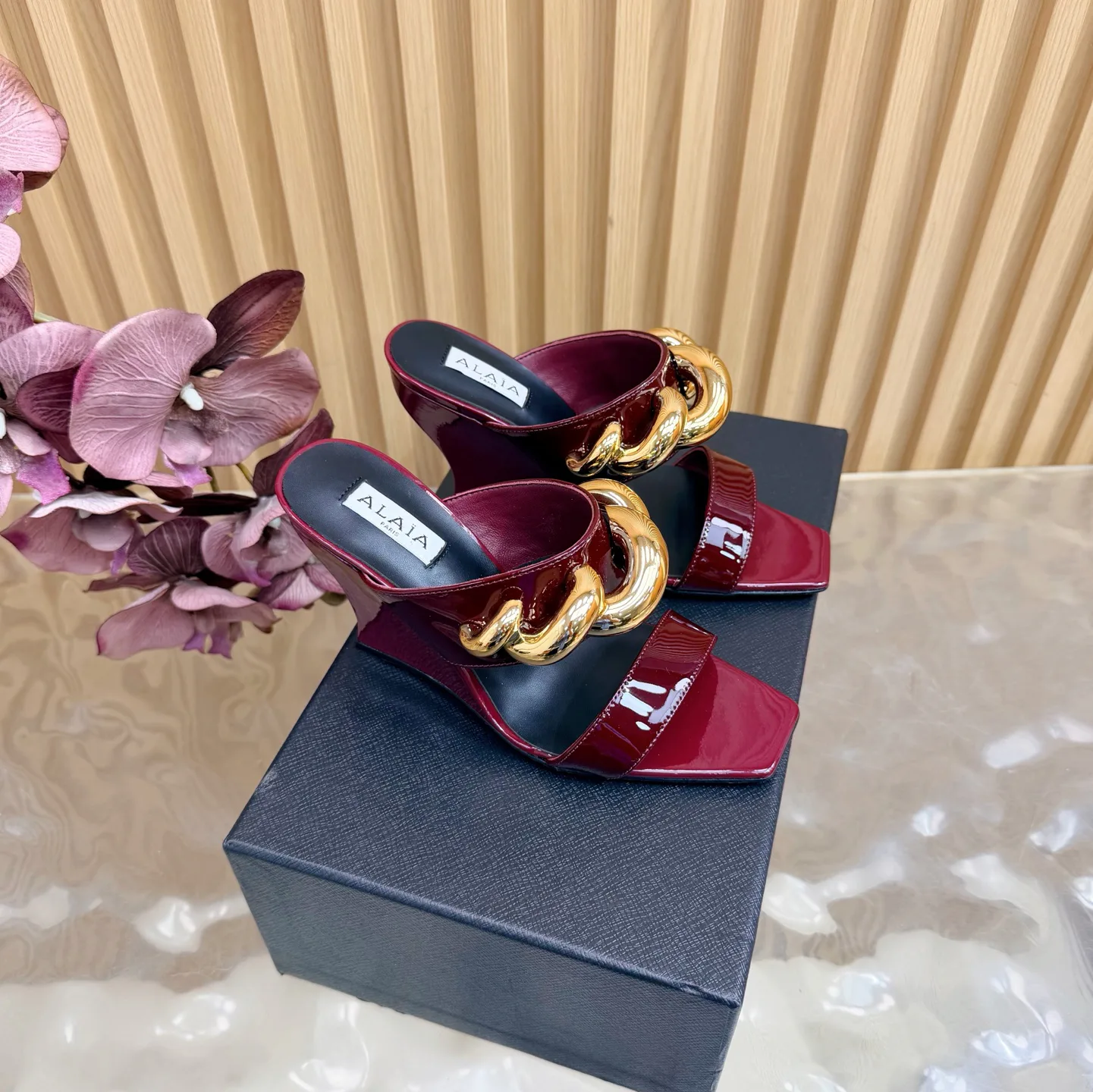 Босоножки Женские Alaia 11065096