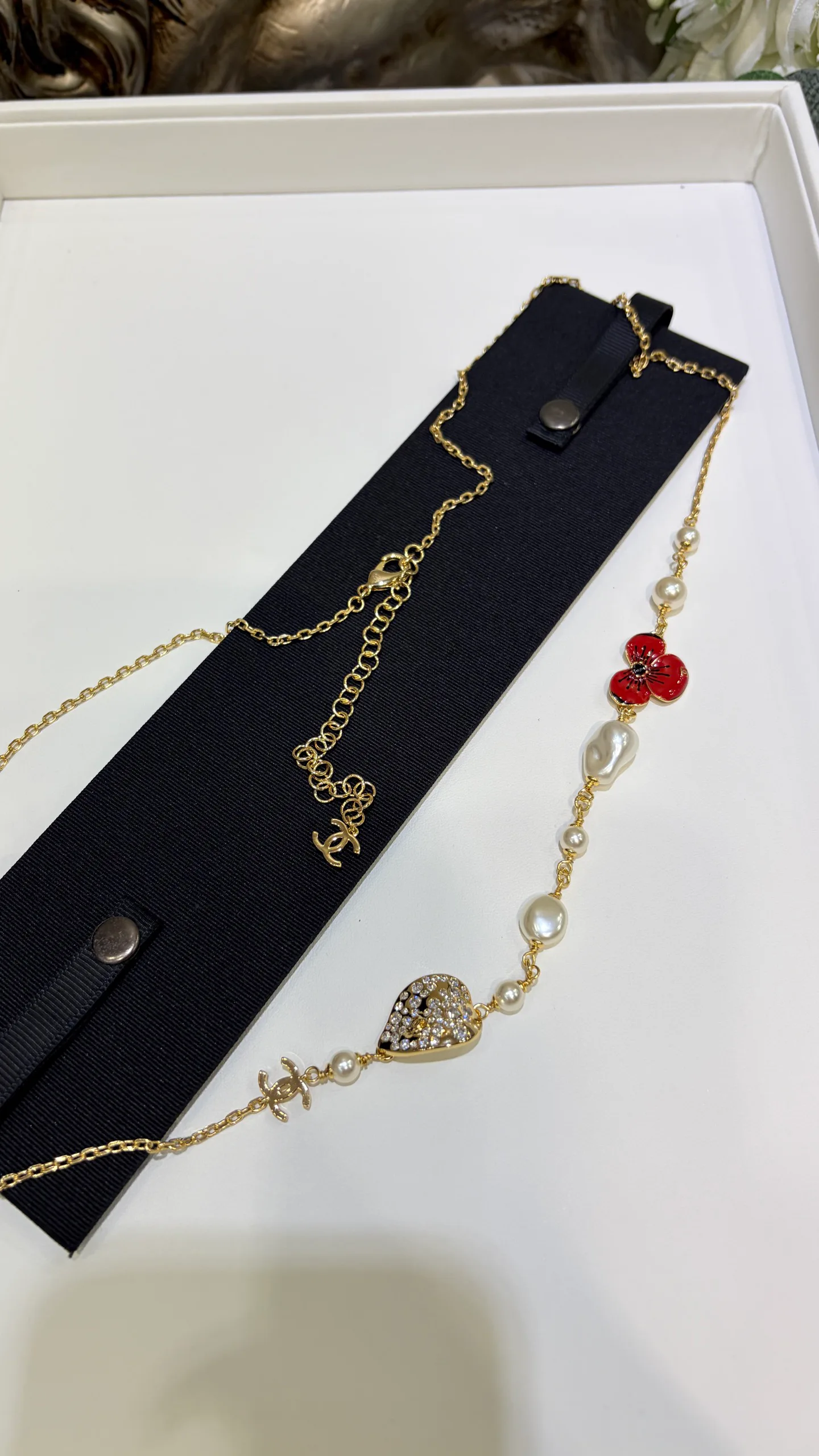 Бижутерия Chanel 18122646