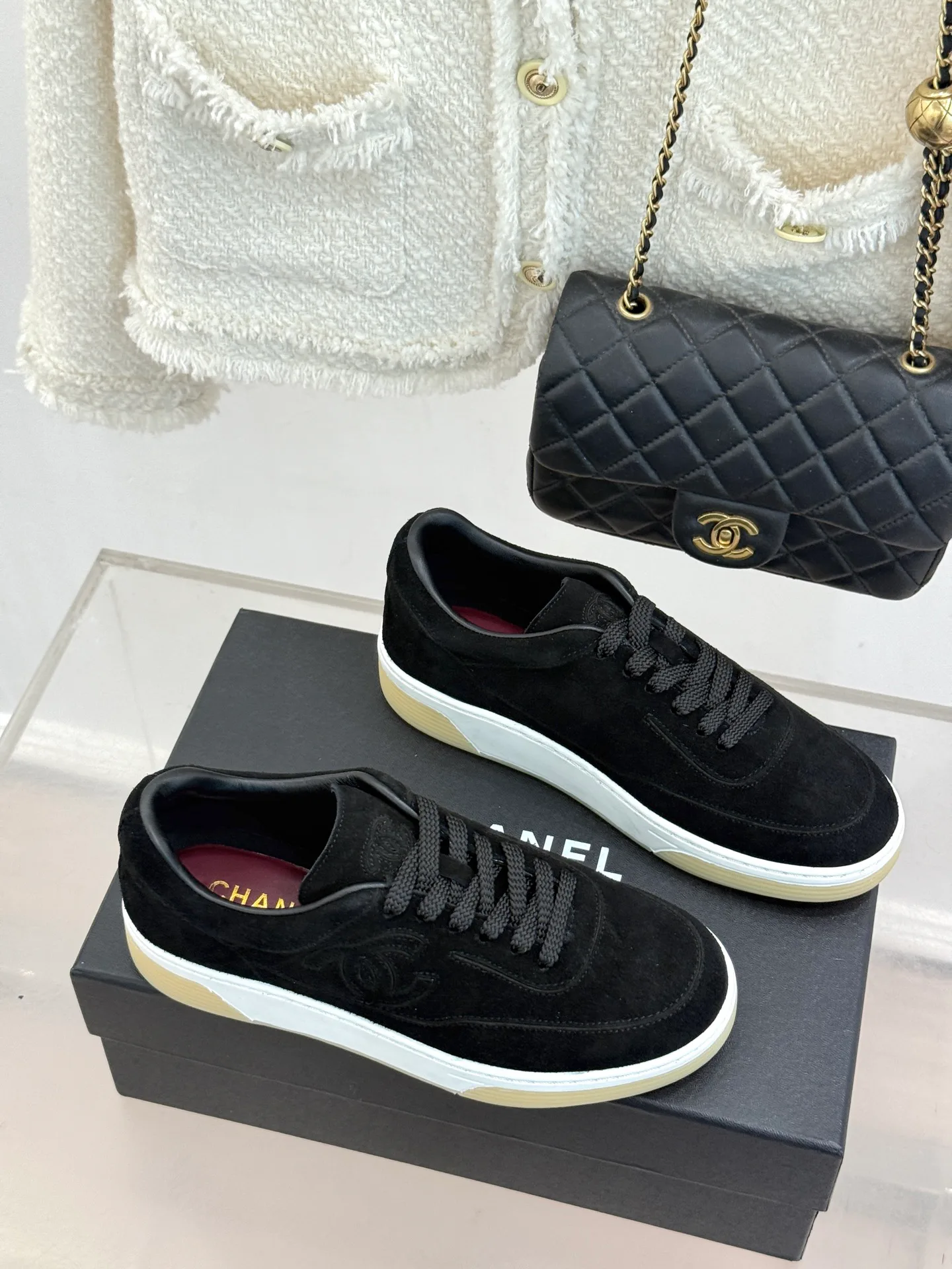Кроссовки Женские Chanel 18154784