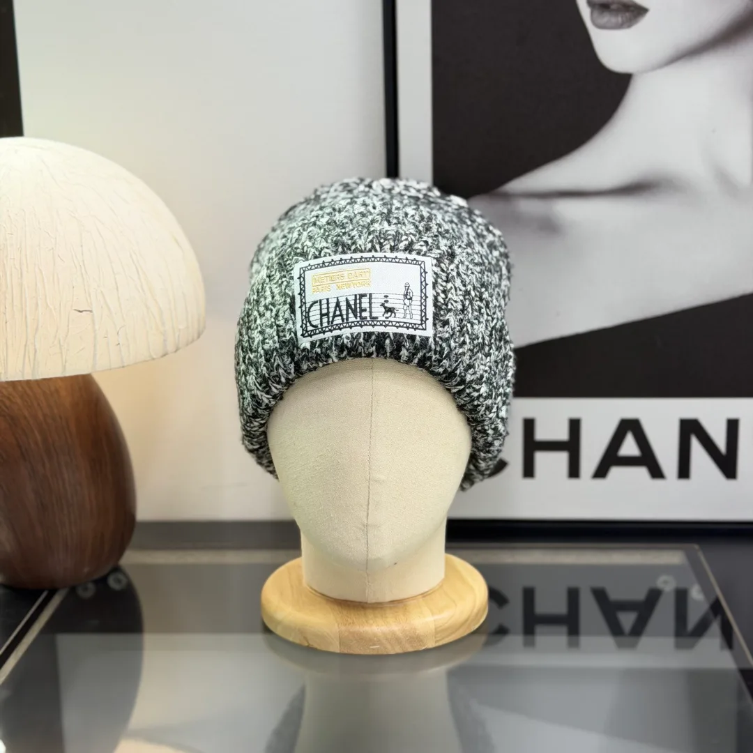 Головные Уборы Chanel 17701961