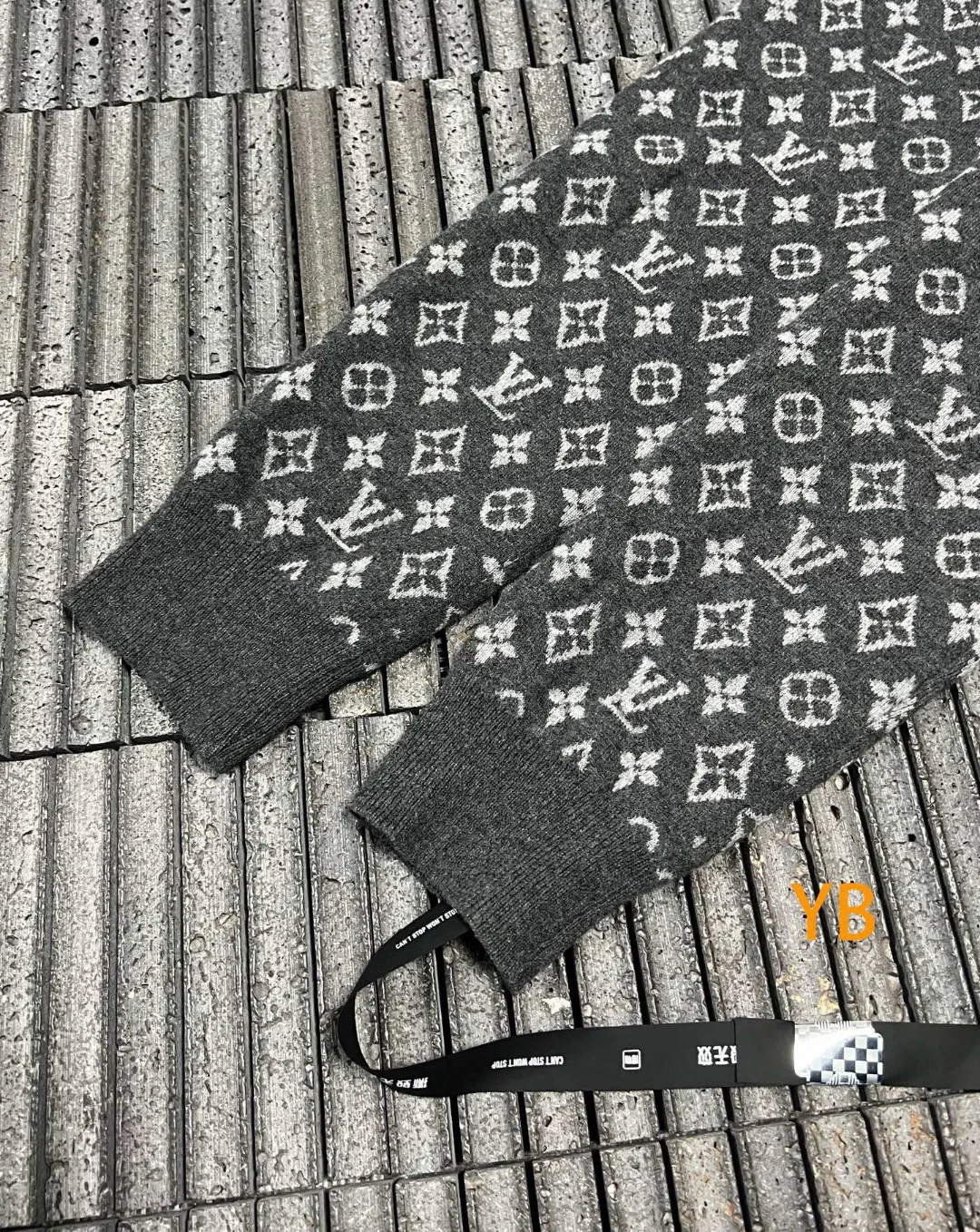 Джемперы И Свитеры Мужские Louis Vuitton 17740874