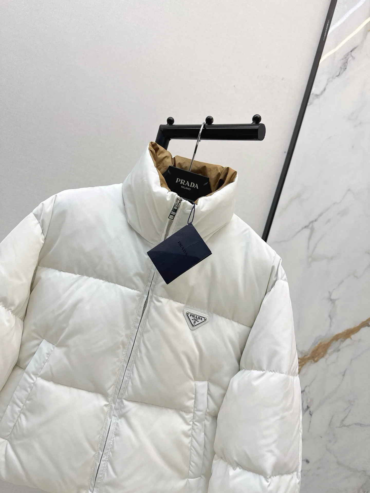 Куртки И Пуховики Женские Prada 19323453