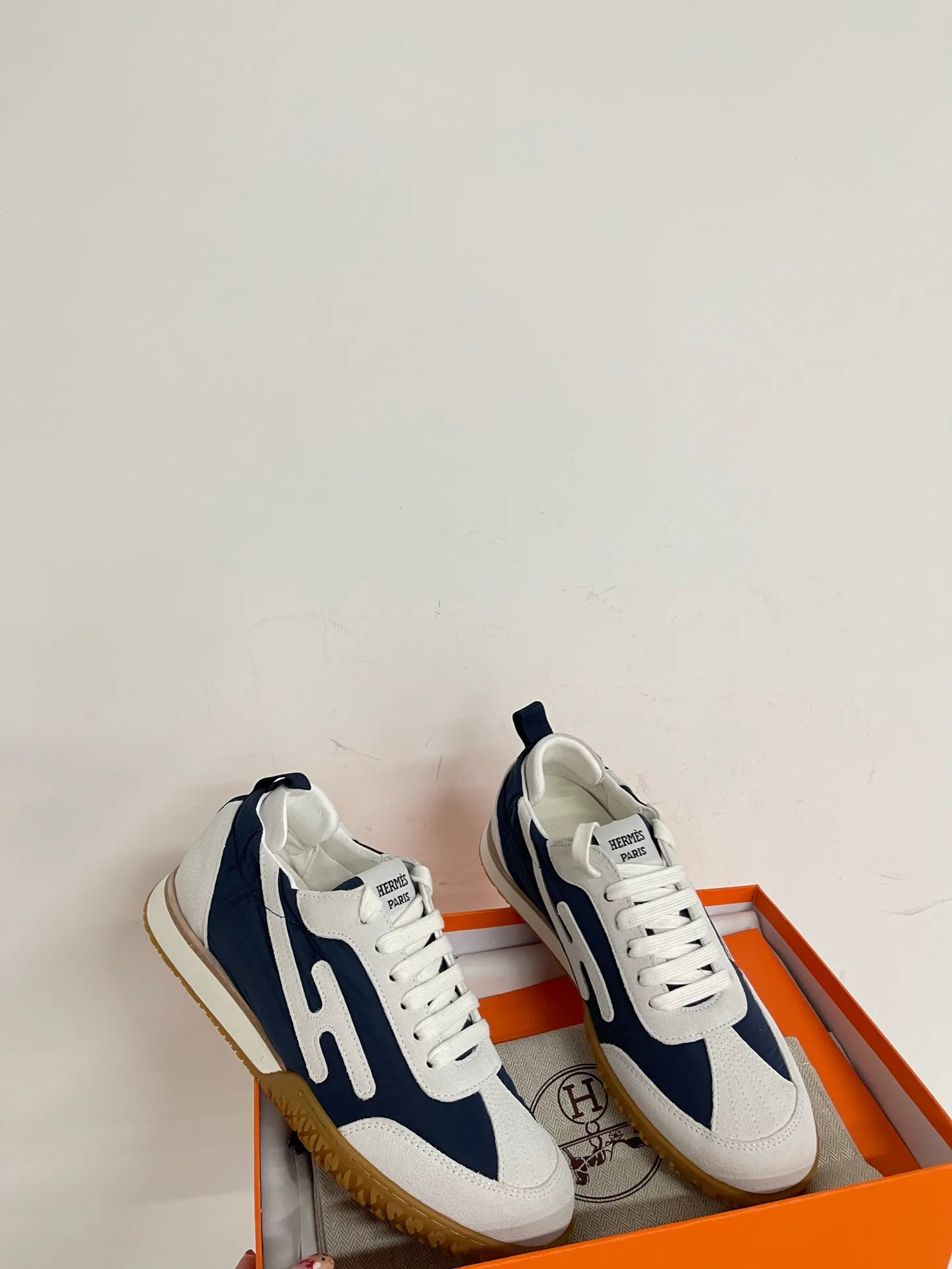 Кроссовки Женские Hermes 6933