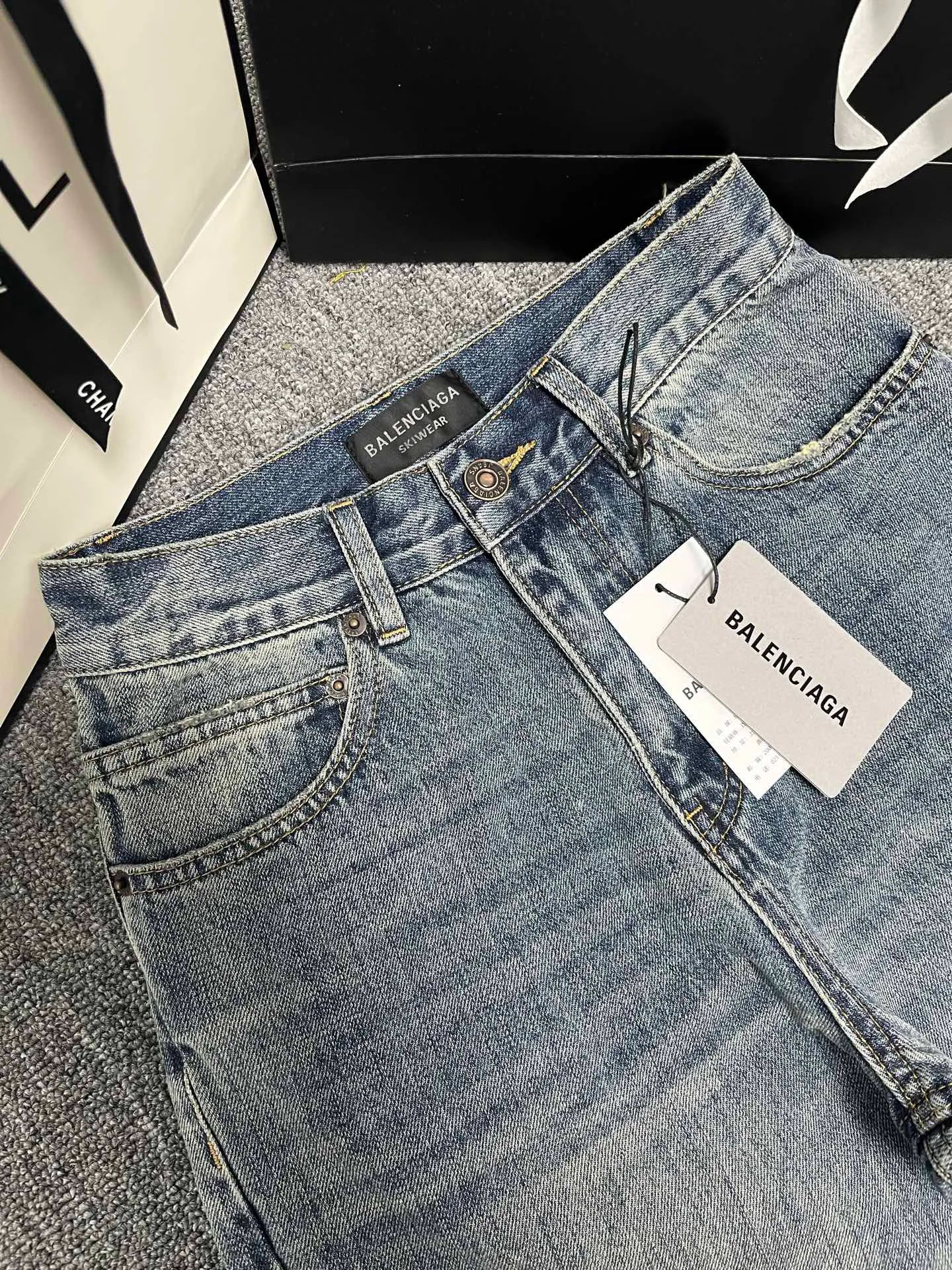 Джинсы Женские Balenciaga 9842752