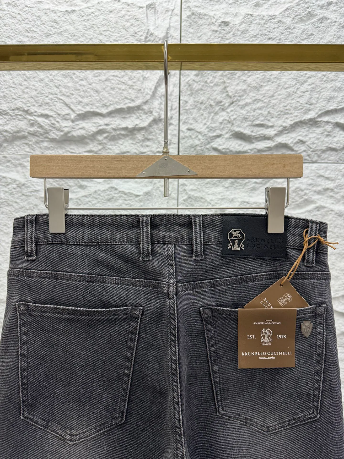 Джинсы Мужские Brunello Cucinelli 17298444