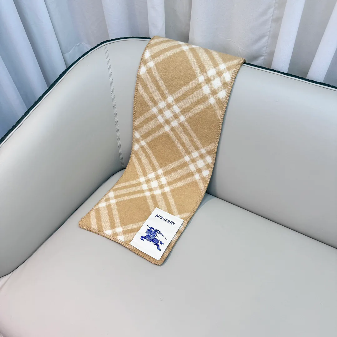 Шарфы Burberry 3856