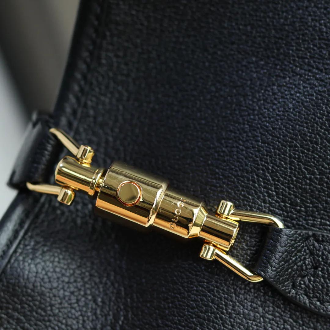 Классические Сумки Женские Gucci 12960225