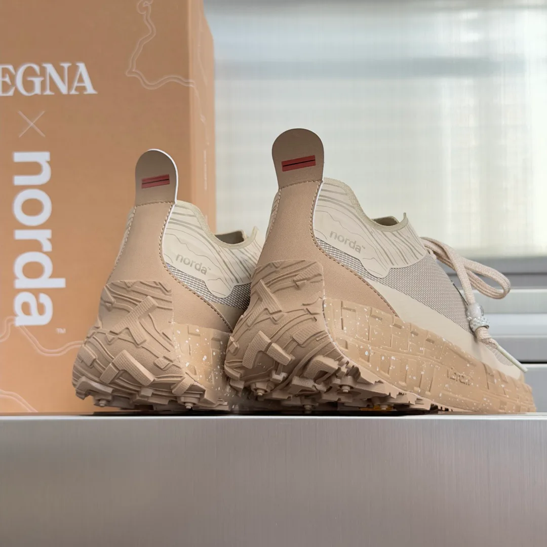 Кроссовки Женские Zegna 17950656