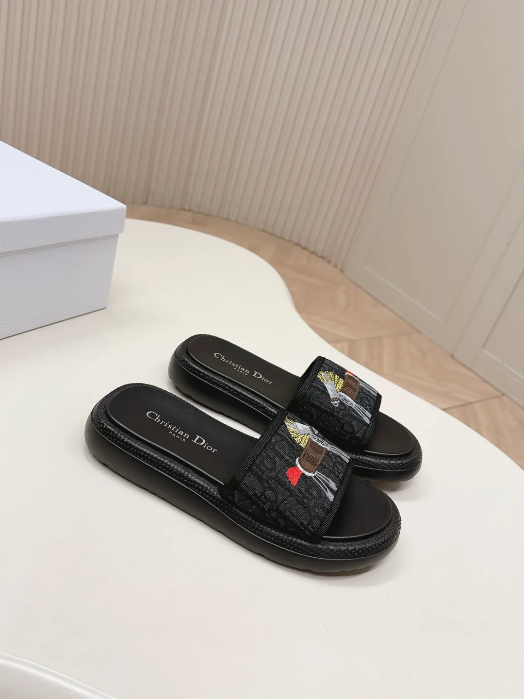 Шлепанцы Женские Christian Dior 11396560