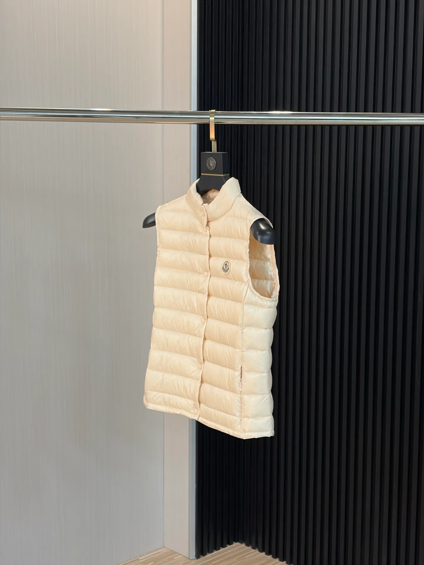 Жилеты Женские Moncler 18048233