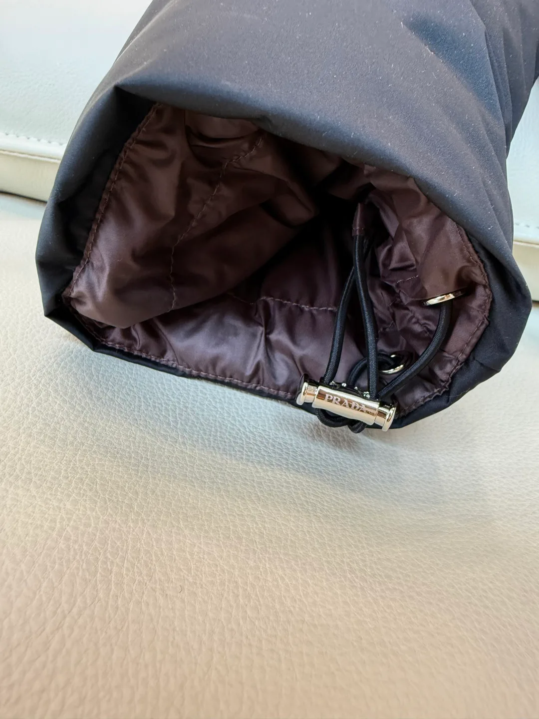 Куртки И Пуховики Женские Prada 18983612