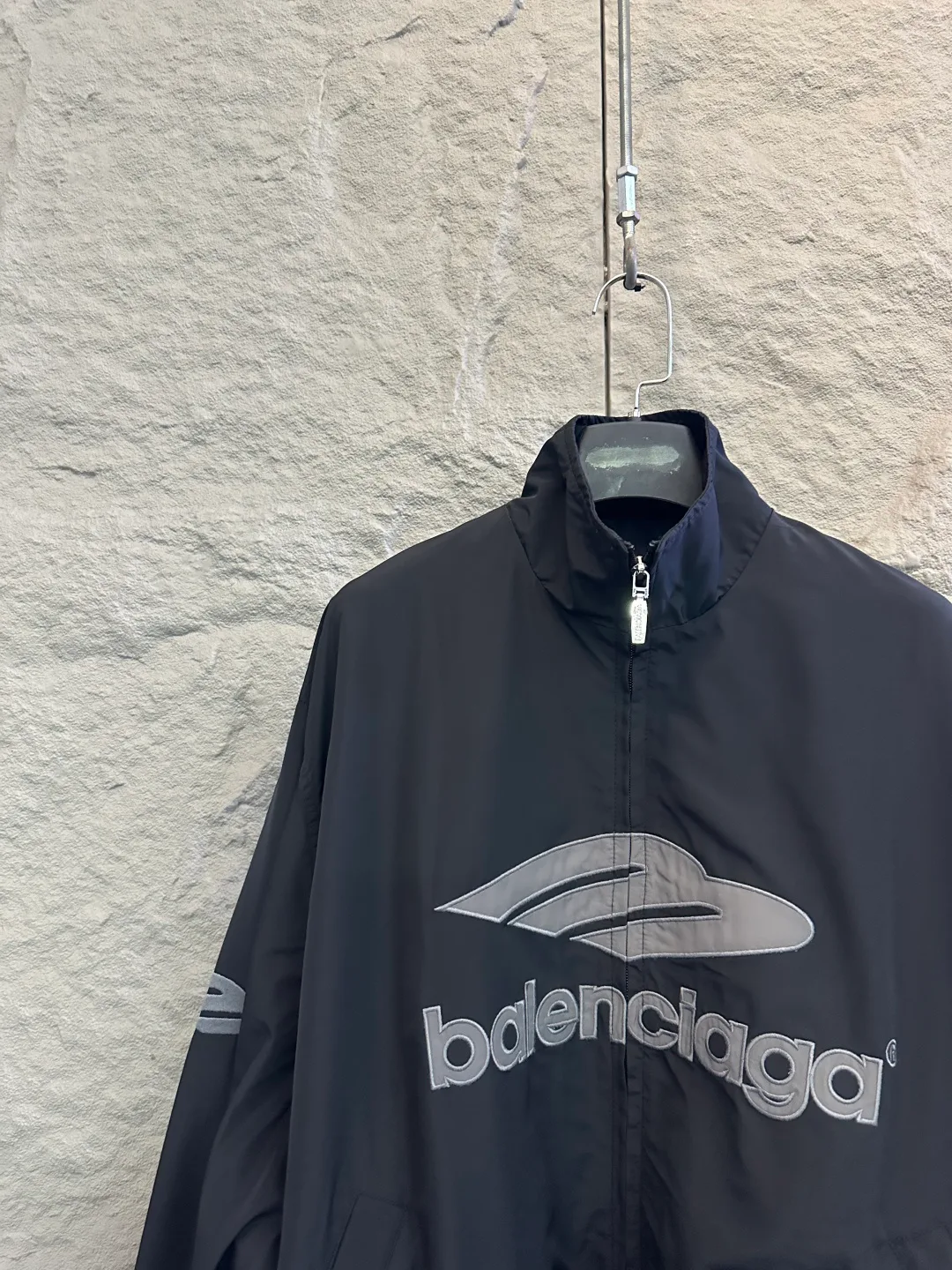 Куртки И Пуховики Женские Balenciaga 11538750