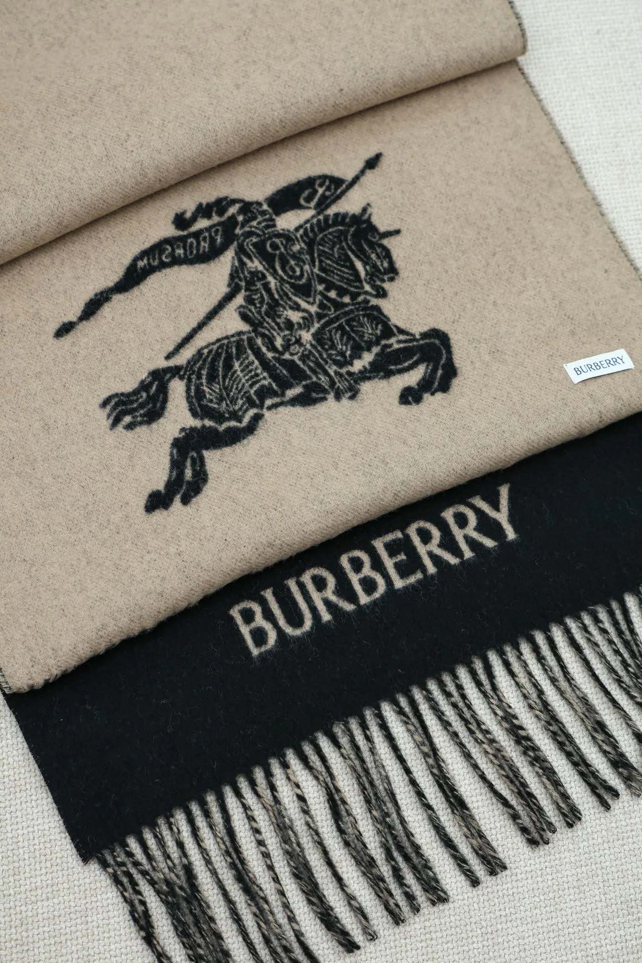 Шарфы Burberry 185620