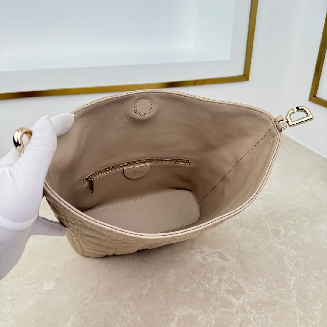 Классические Сумки Женские Christian Dior 18116277
