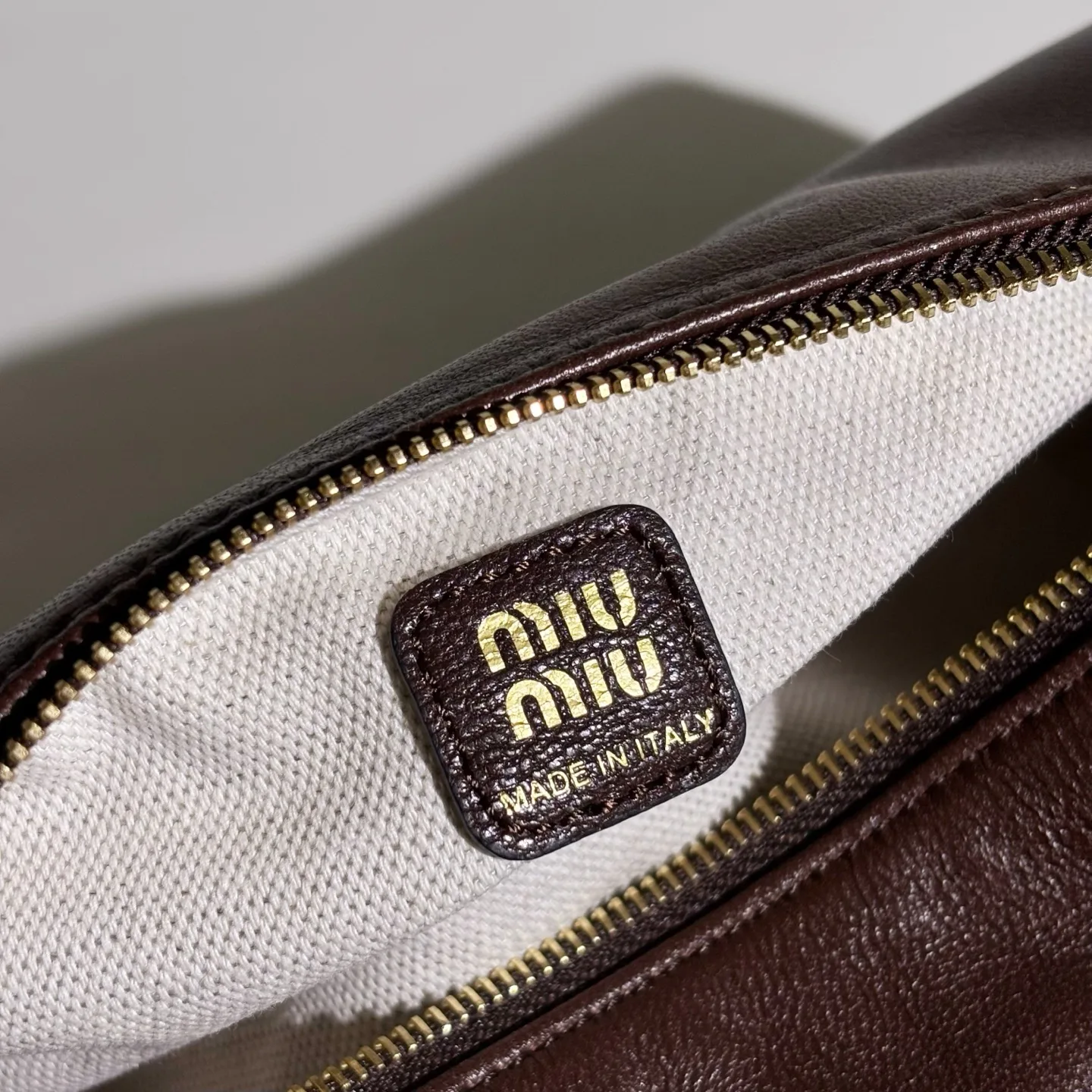 Сумки На Ремне Женские Miu Miu 12675842