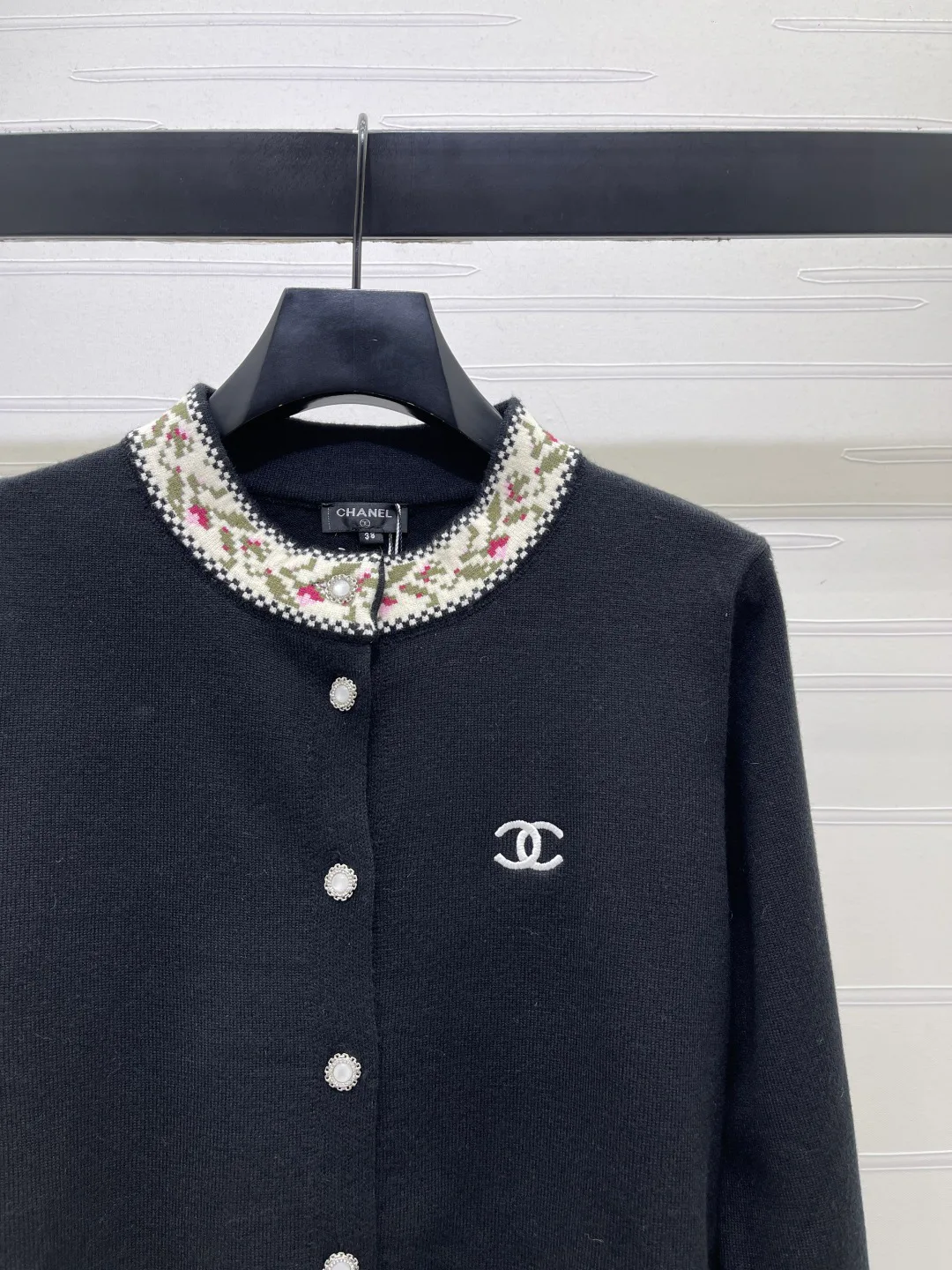 Джемперы И Свитеры Женские Chanel 18038632