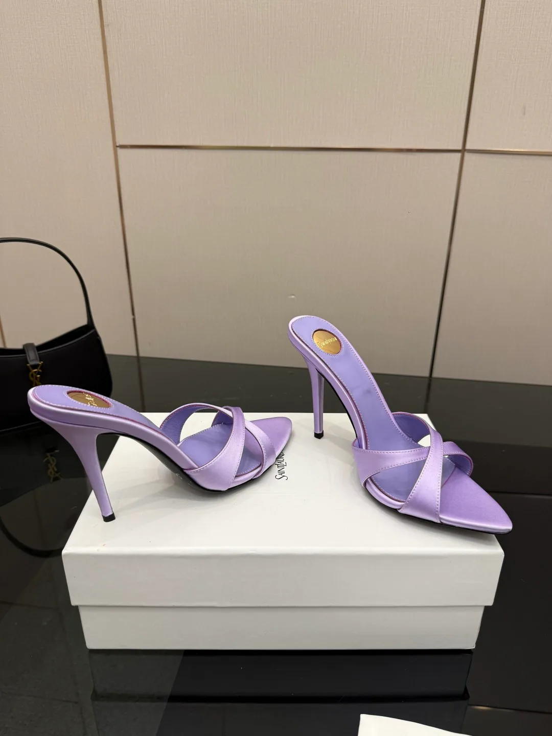 Босоножки Женские Saint Laurent 11409891