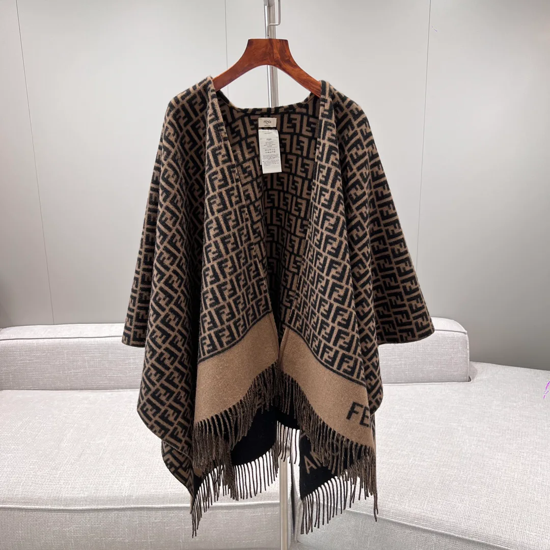 Шарфы Fendi 17992111