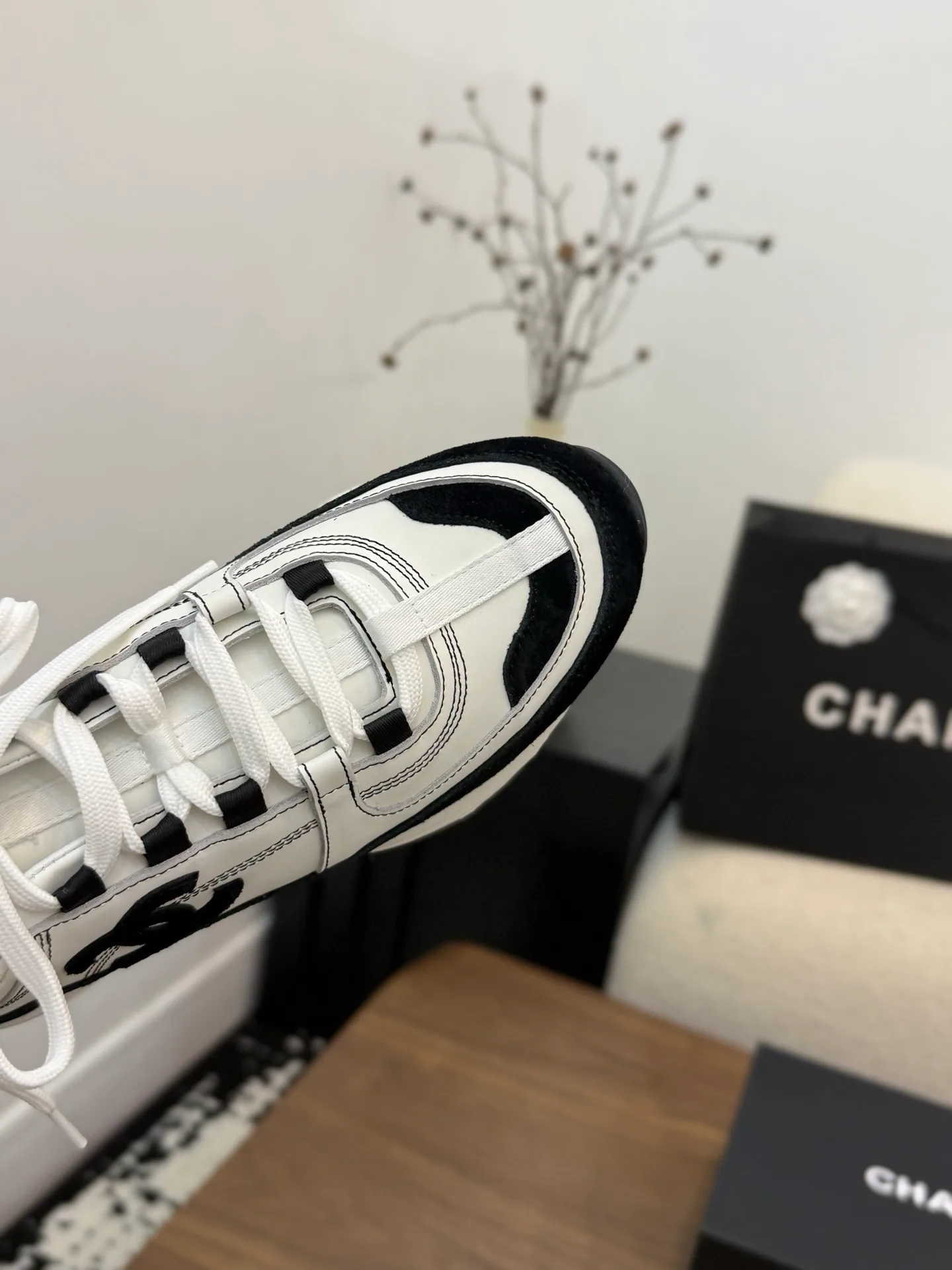 Кроссовки Женские Chanel 11410282