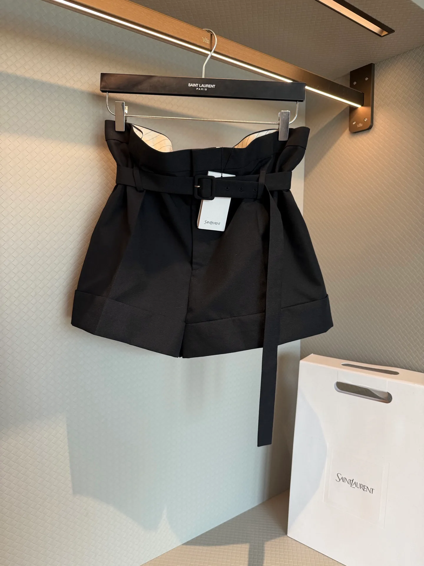 Шорты Женские Saint Laurent 14166342