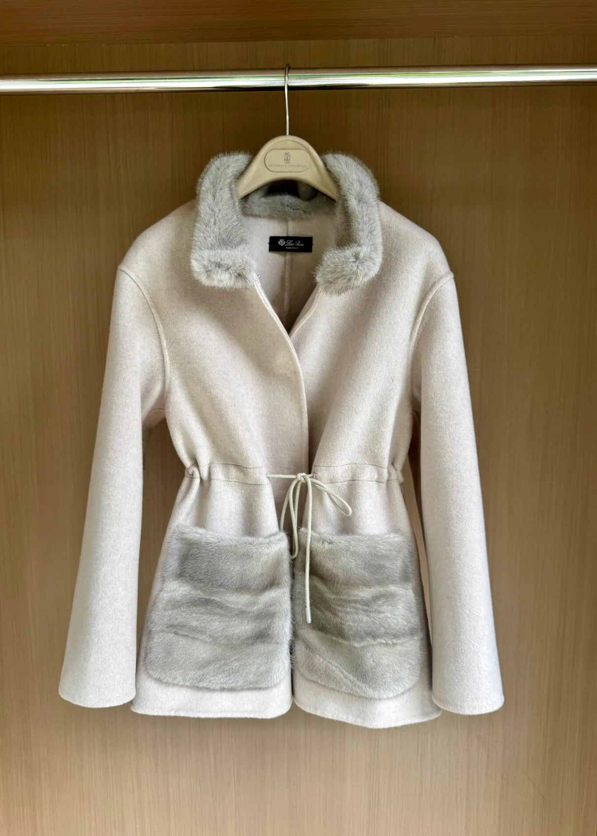 Куртки И Пуховики Женские Loro Piana 795593