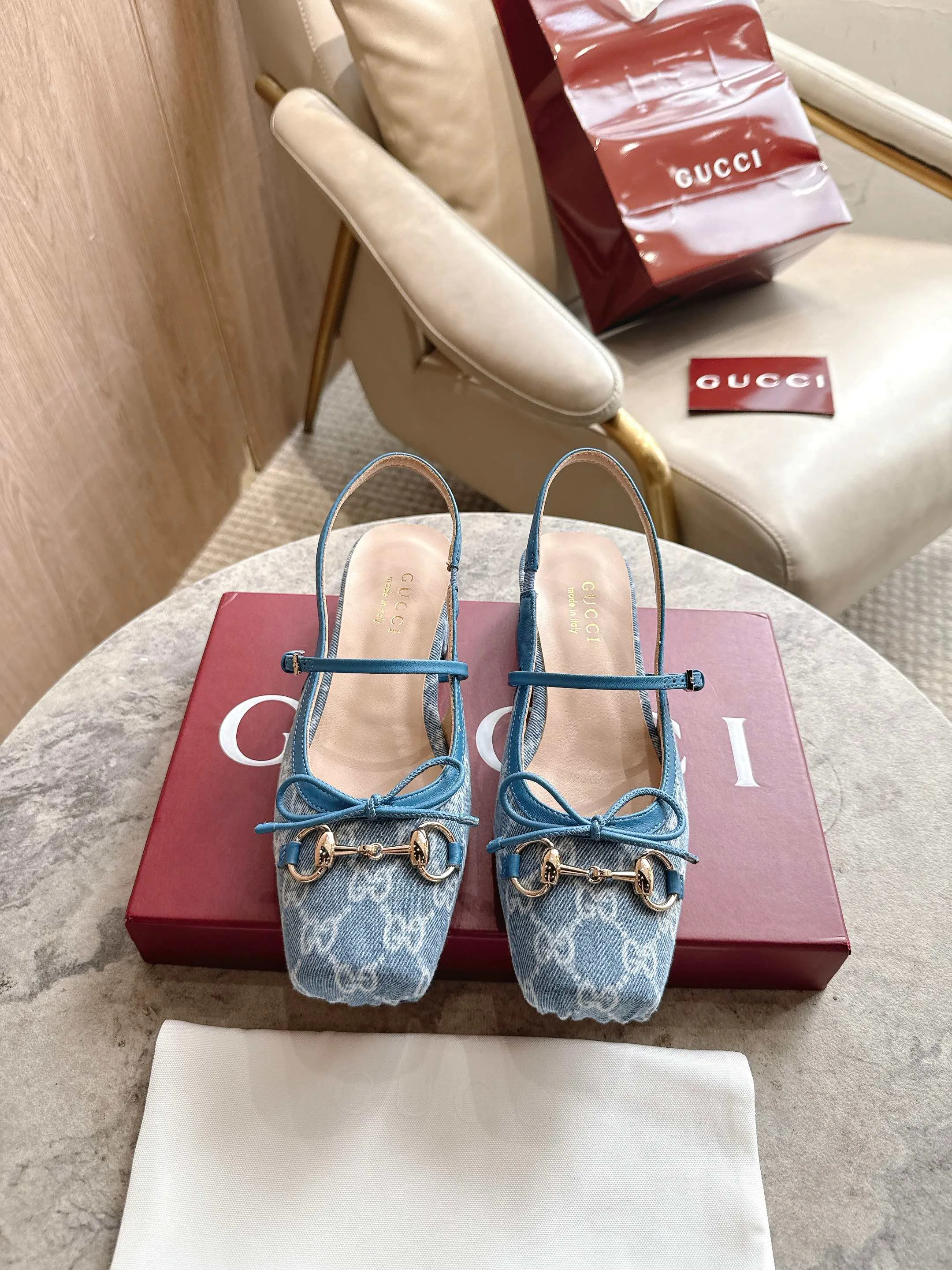 Босоножки Женские Gucci 12702533