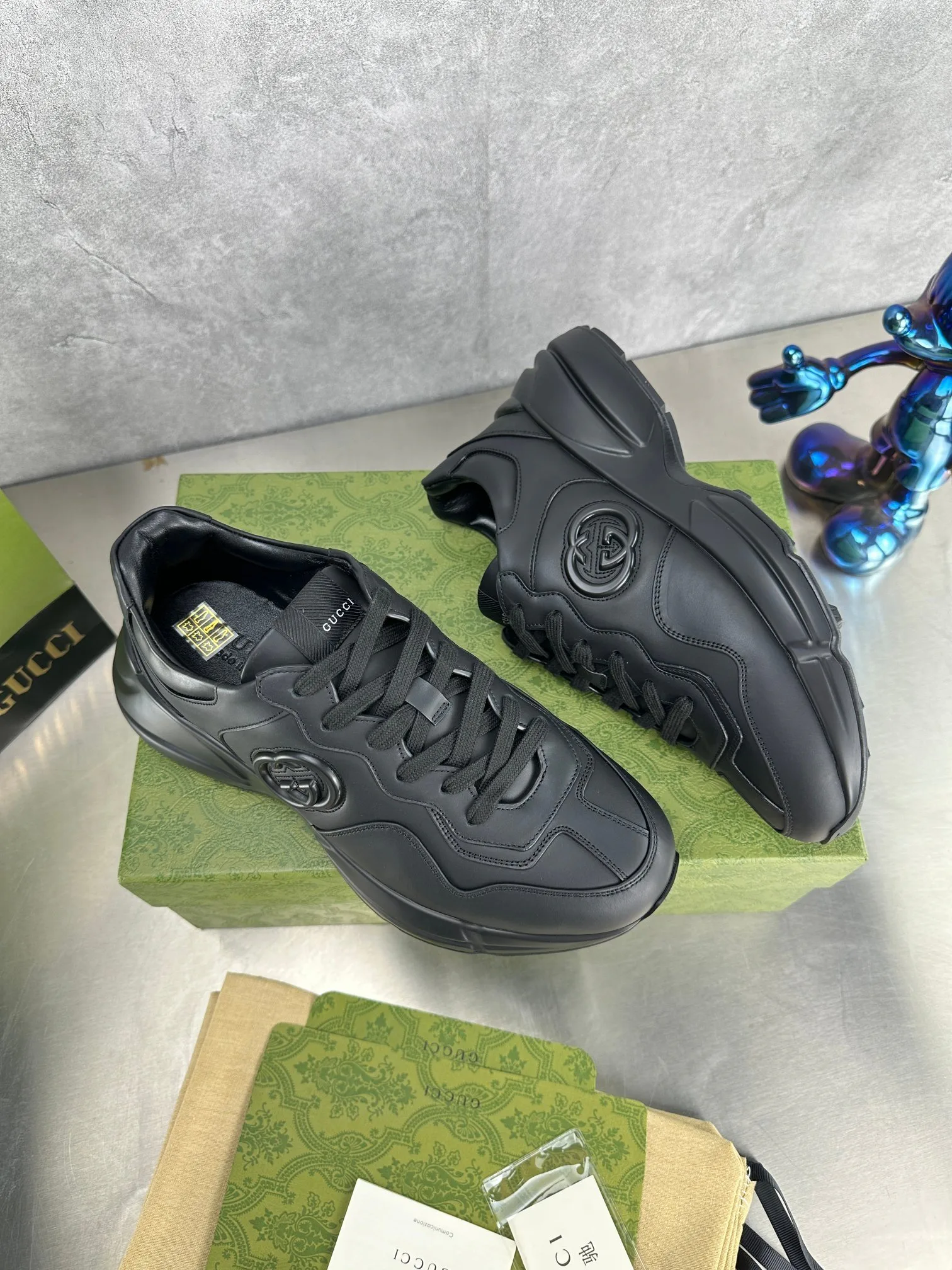 Кроссовки Женские Gucci 23358