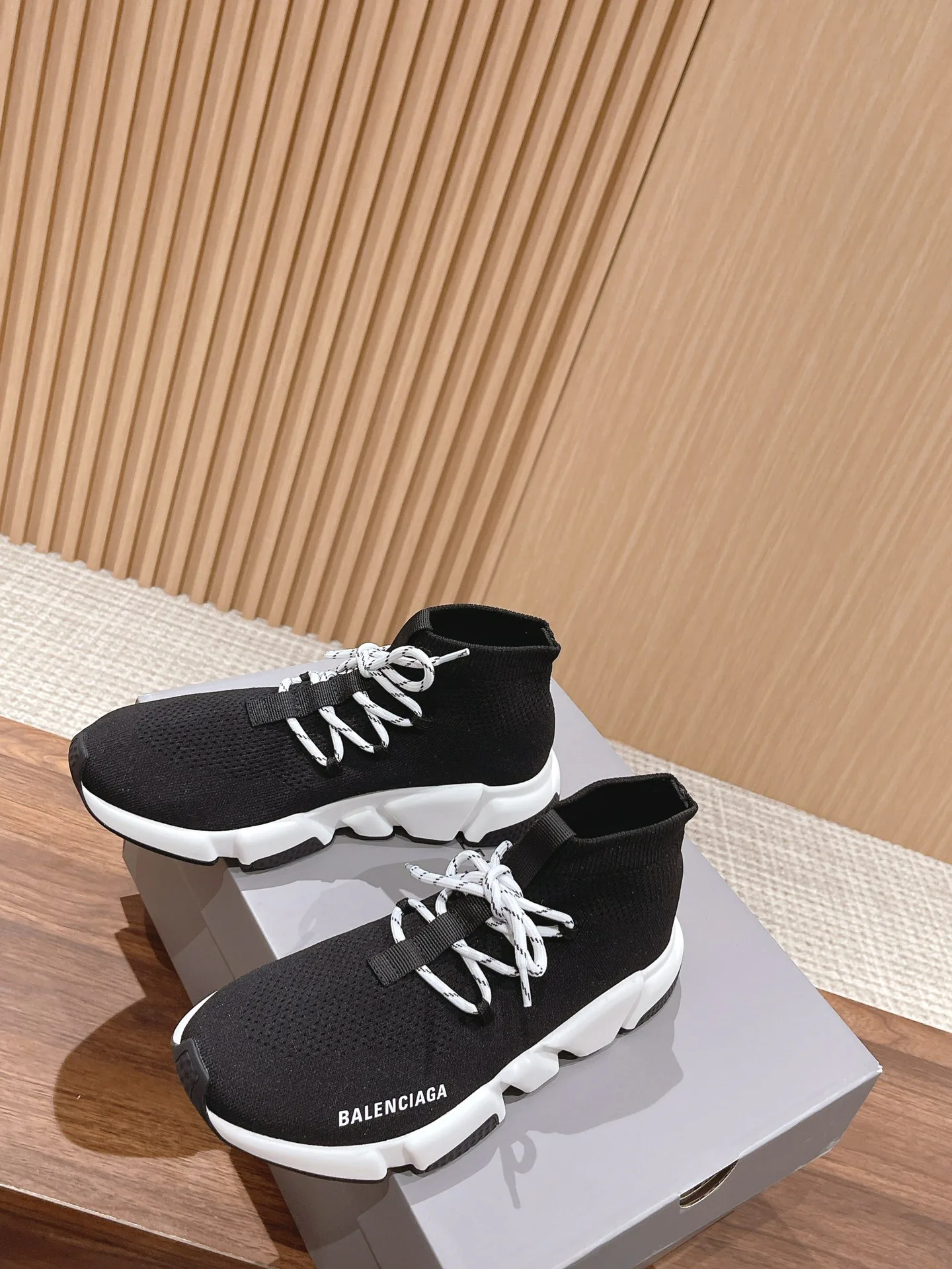 Кроссовки Женские Balenciaga 19780192