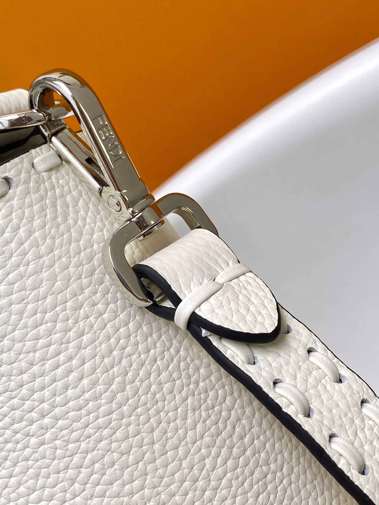 Классические Сумки Женские Fendi 12718241