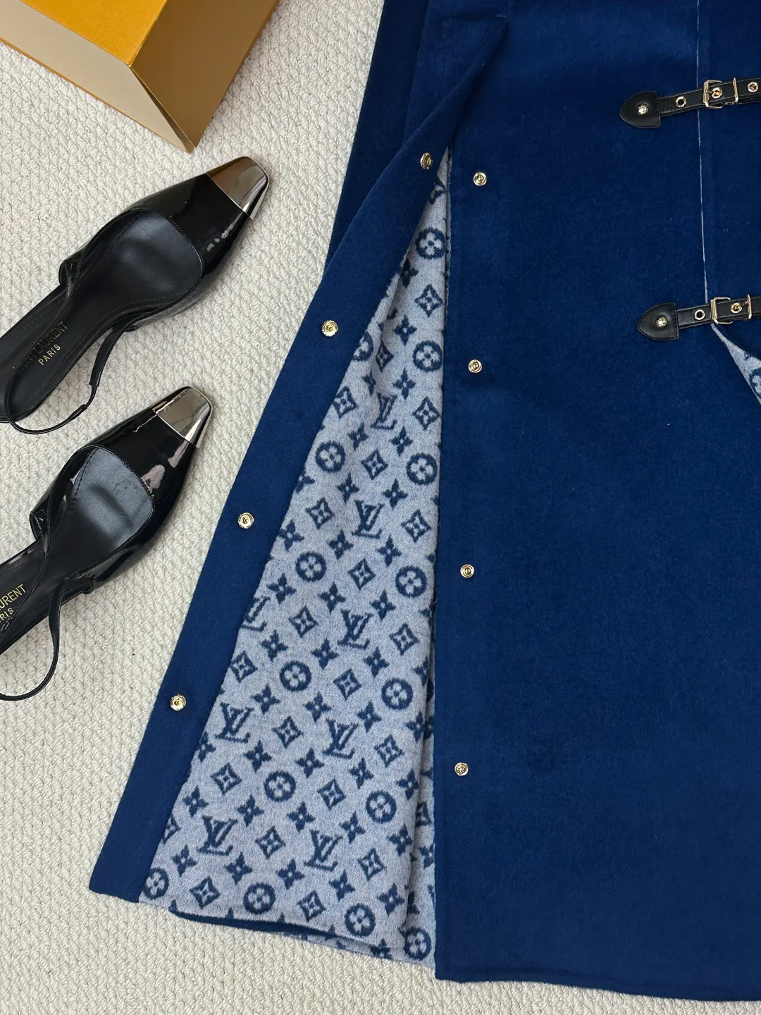 Пальто Женские Louis Vuitton 784400