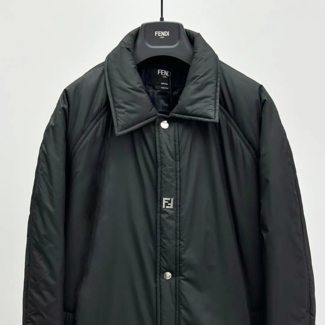 Куртки И Пуховики Мужские Fendi 390103