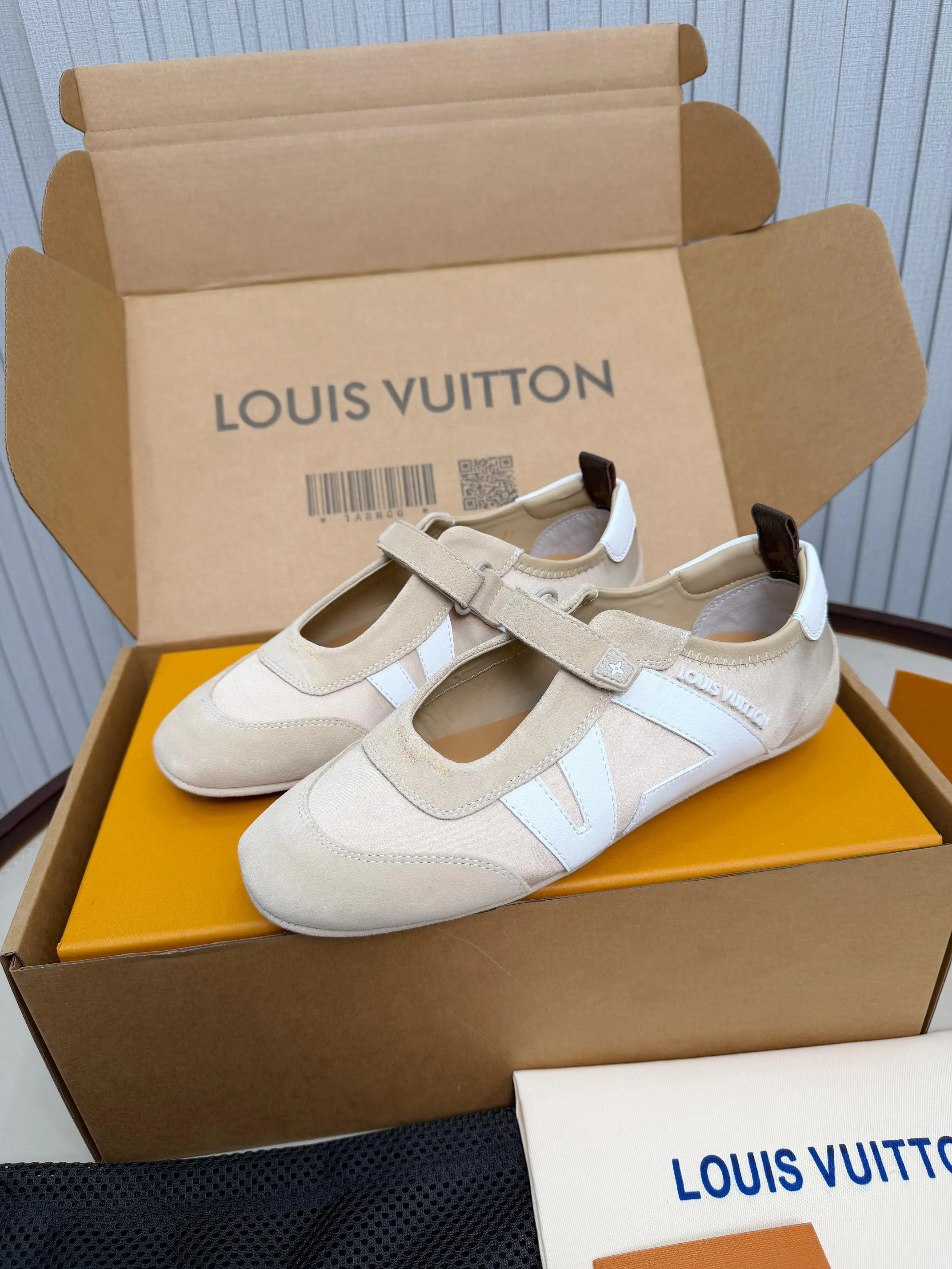 Туфли Женские Louis Vuitton 11250648