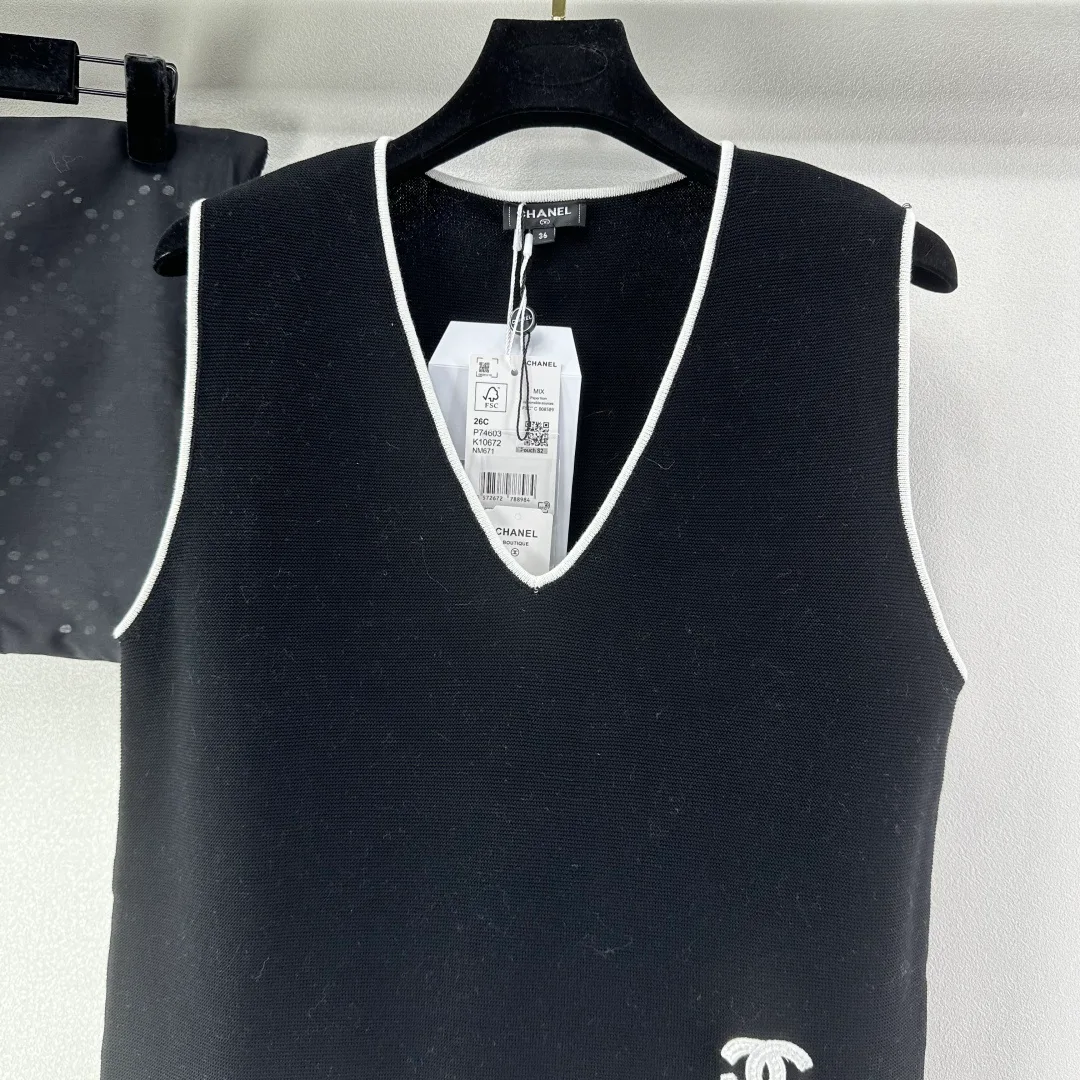 Жилеты Женские Chanel 11455054