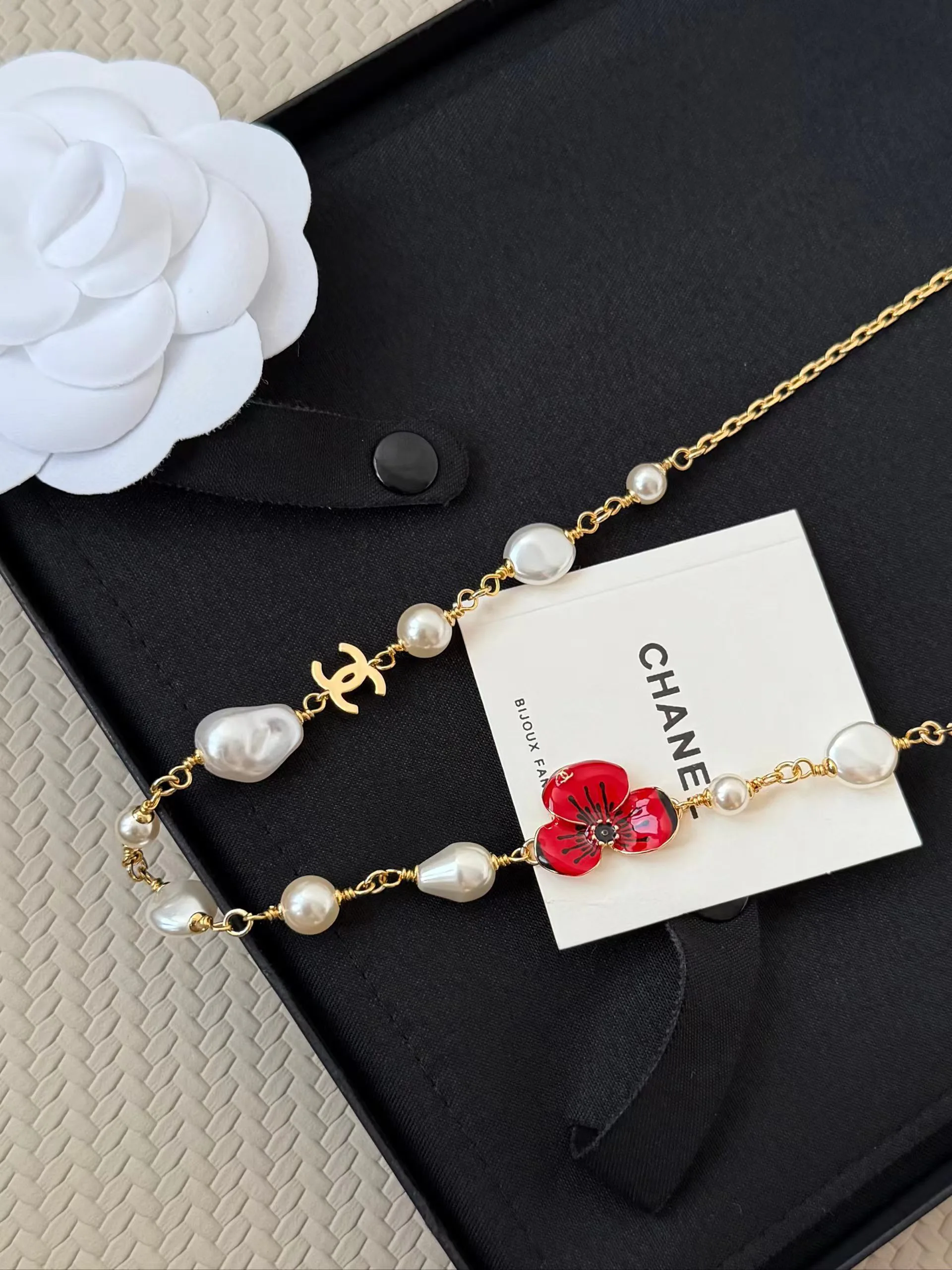 Бижутерия Chanel 18122942