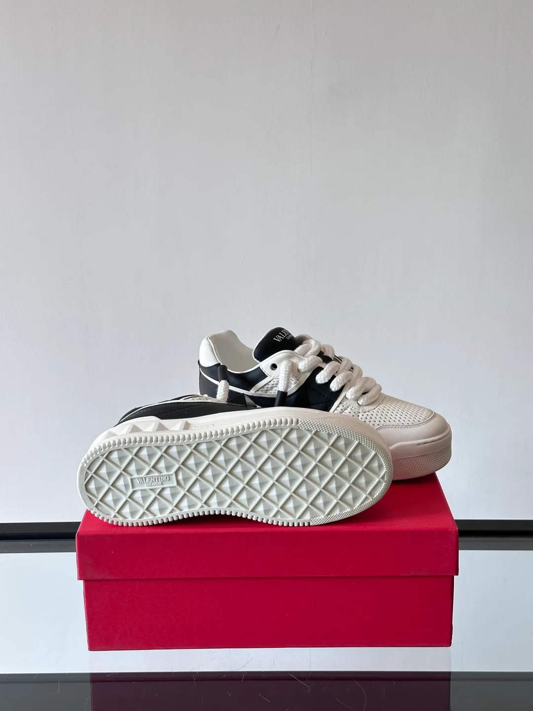 Кроссовки Женские Valentino 279274