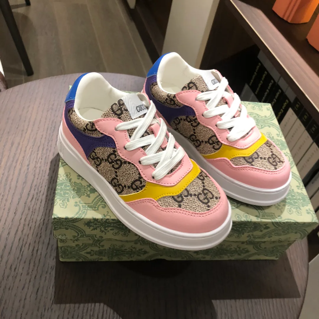 Кроссовки Женские Gucci 18445137